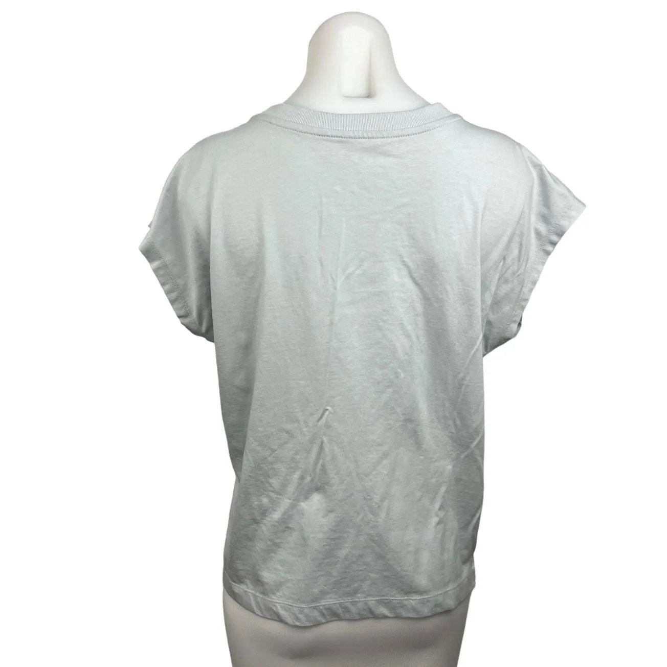 Listing Image Blurred Background
