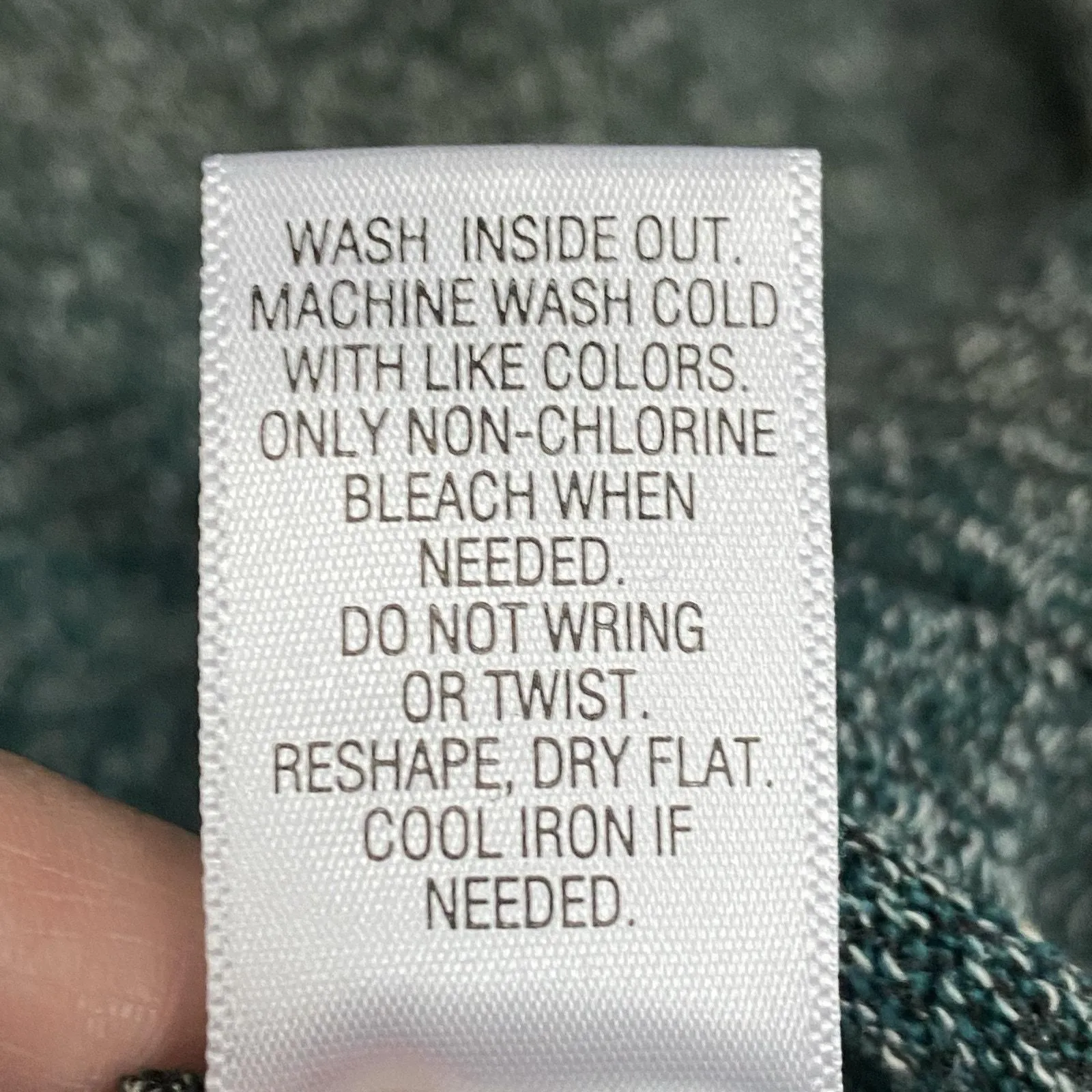 Listing Image Blurred Background