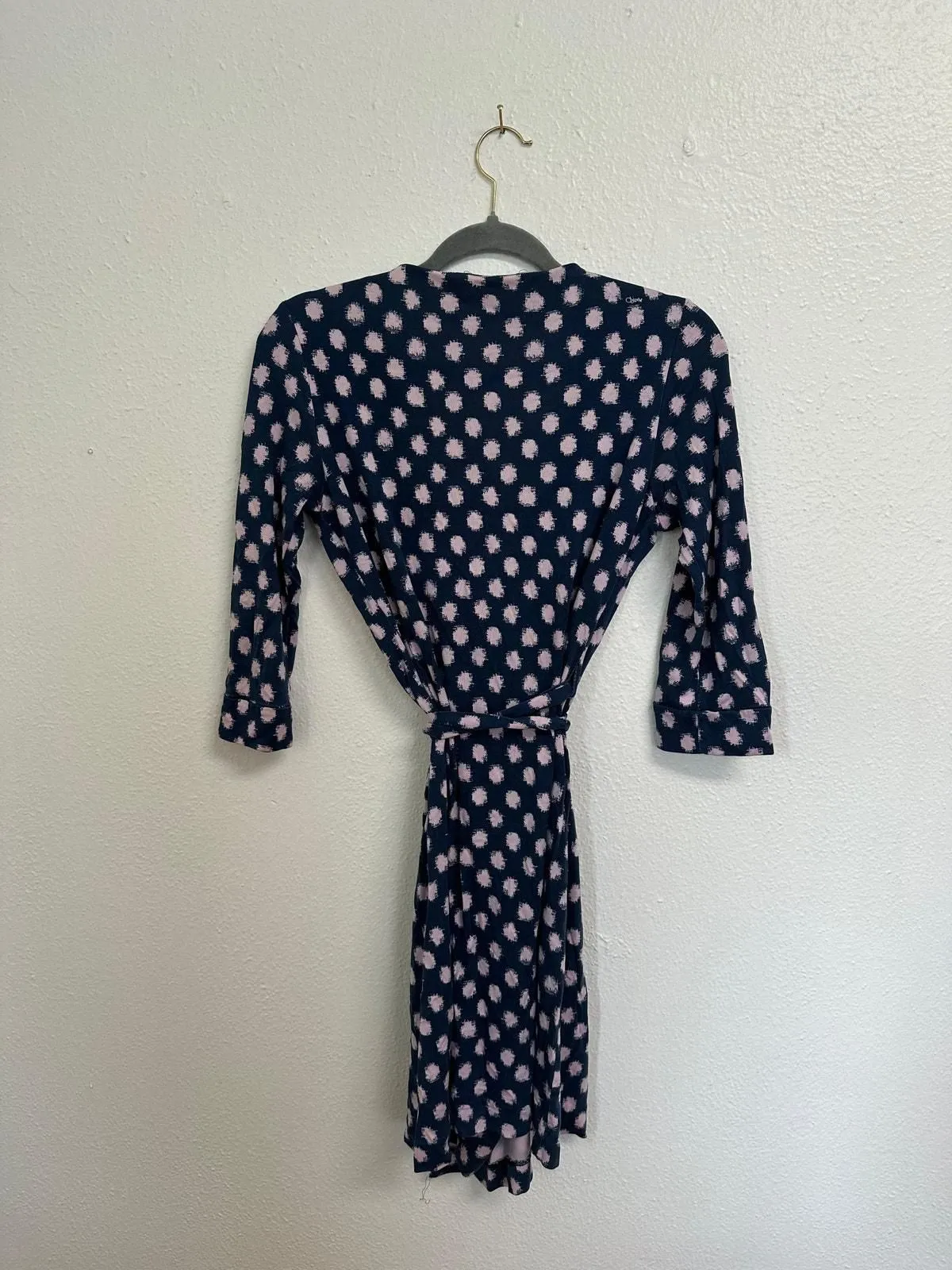Listing Image Blurred Background