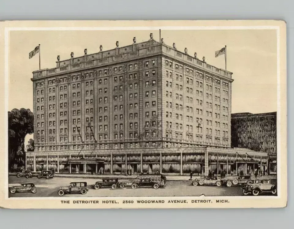 Product image for The Detroiter Hotel - Detroit Michigan - Postcard 1930's Unposted