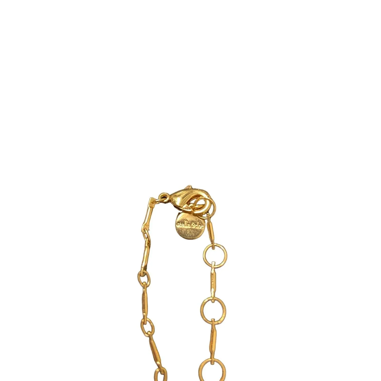 Listing Image Blurred Background