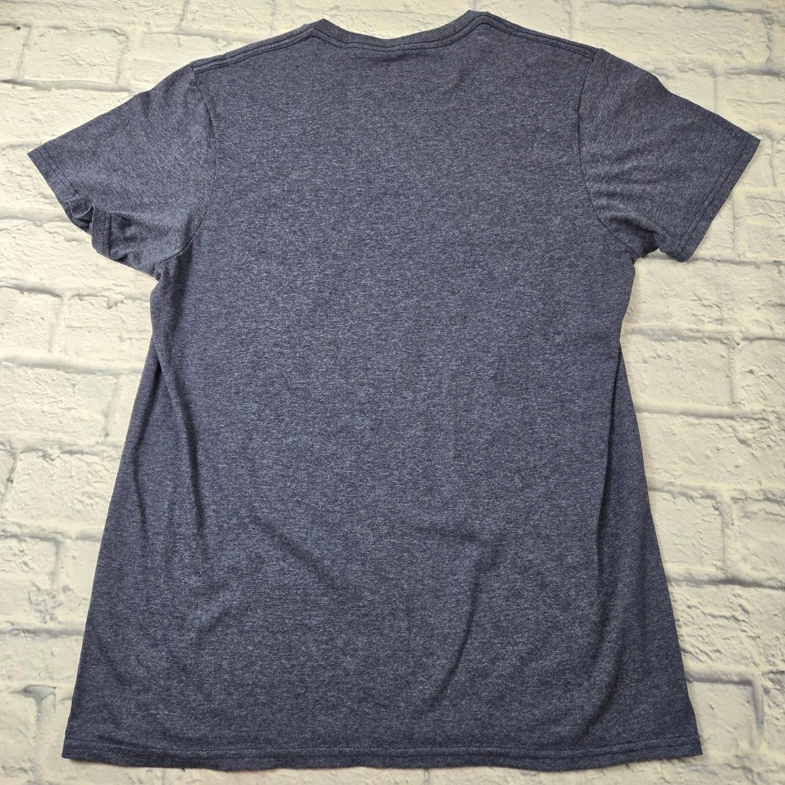 Listing Image Blurred Background