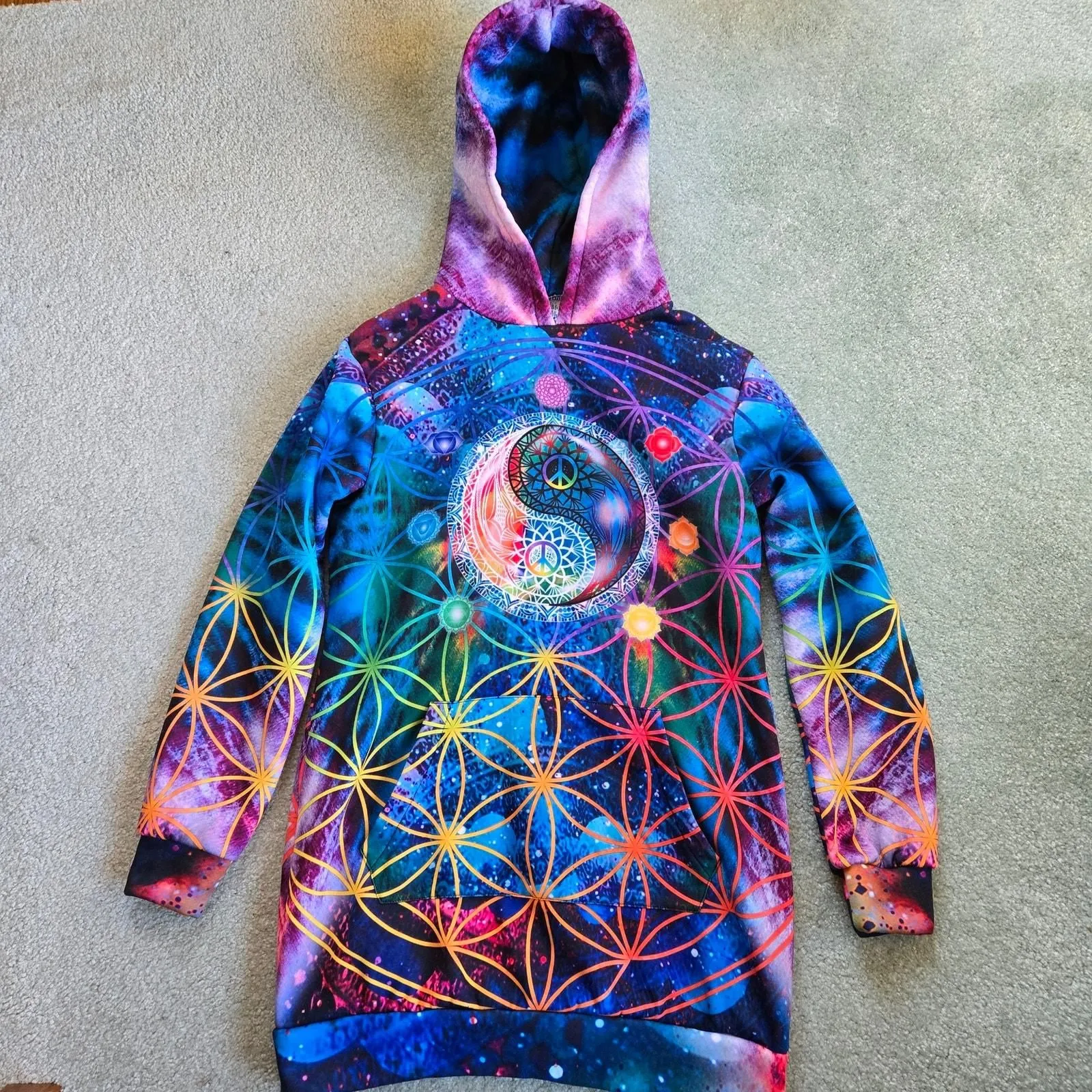 Product image for Yes We Vibe Groovy Chakra Peace Hoodie size Large Tunic Length Kangaroo Pocket - pre-owned---good - Yes We Vibe