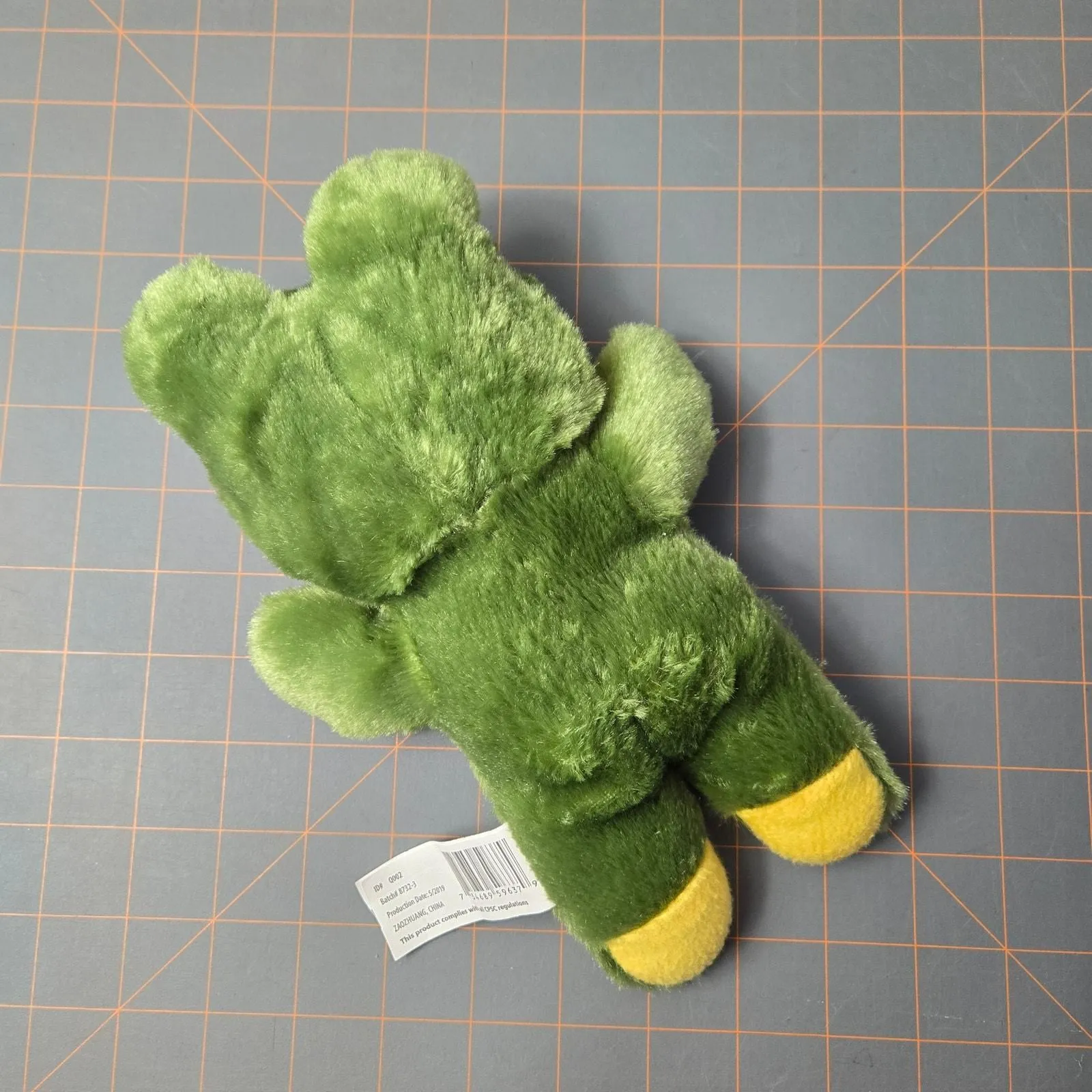 Listing Image Blurred Background