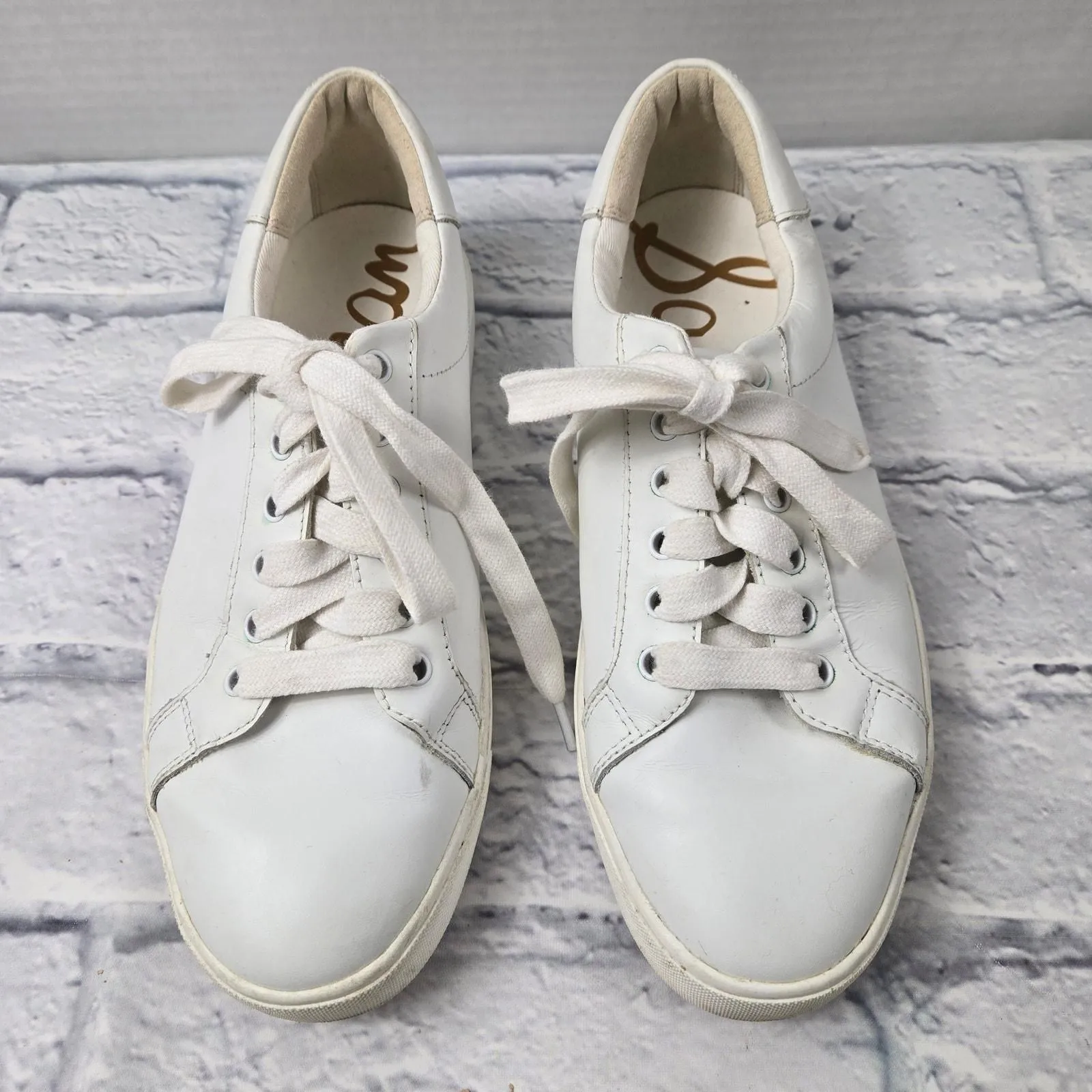 Listing Image Blurred Background