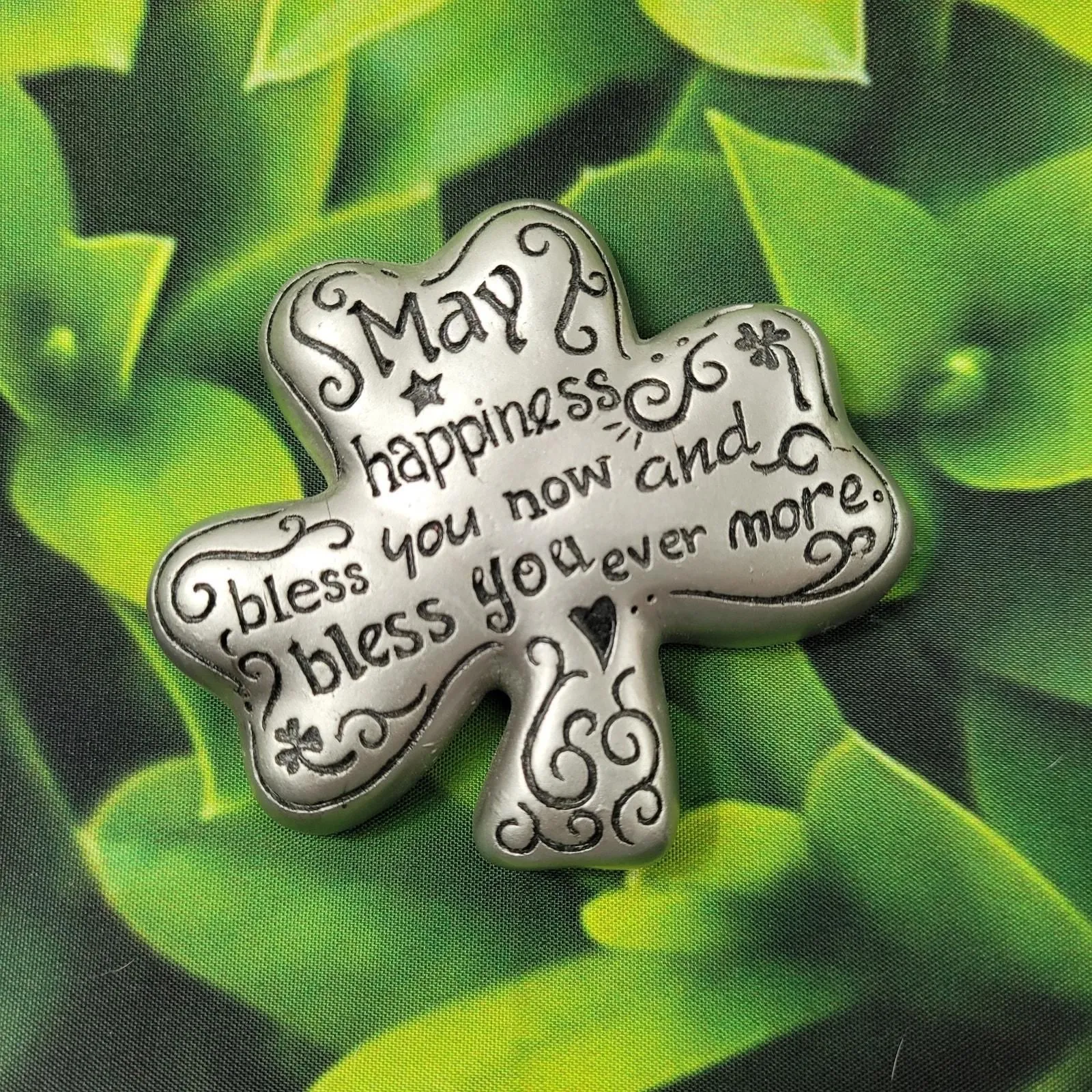 Product image for Silvertone Shamrock Paperweight with Irish Blessing