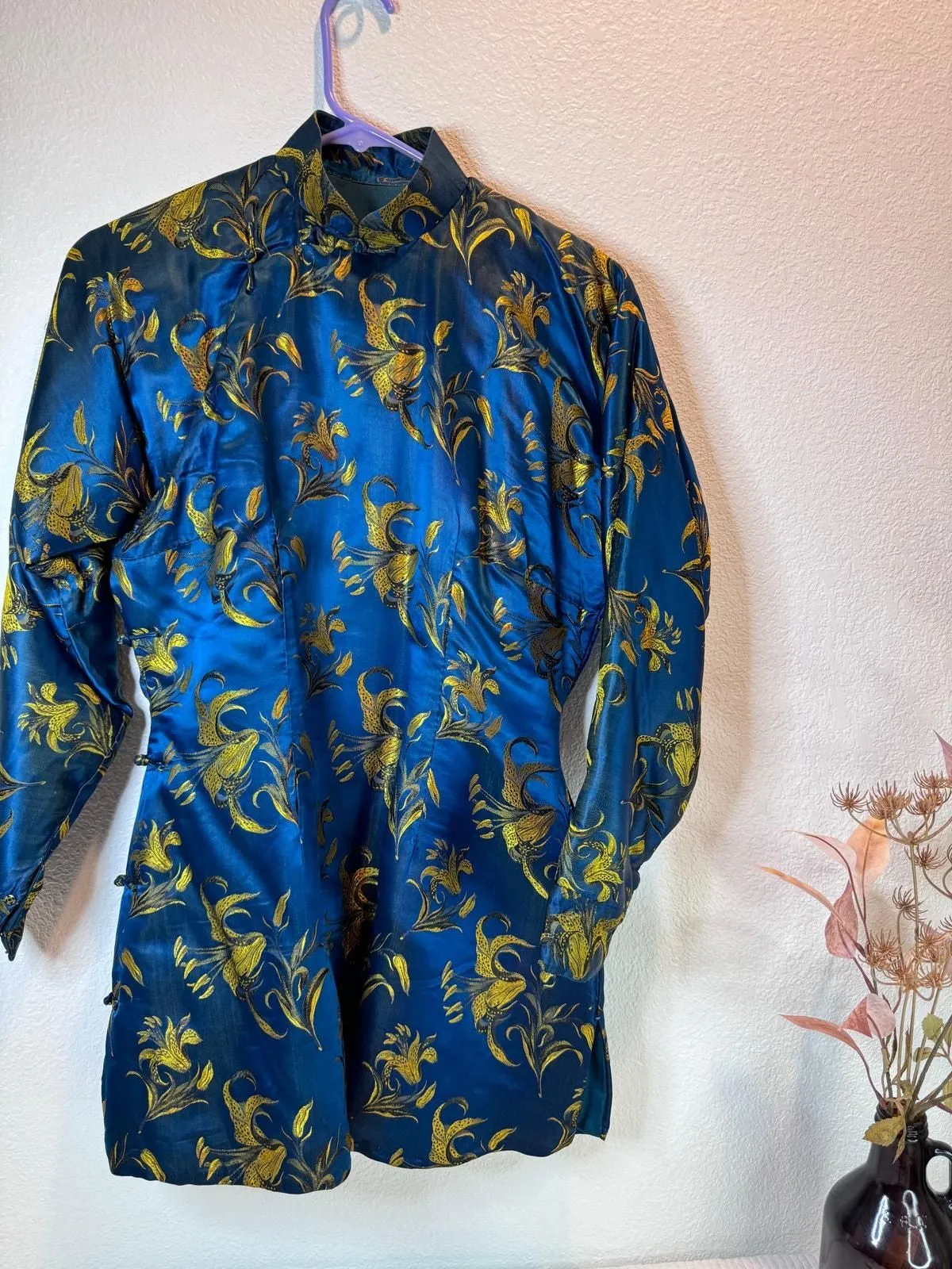 Product image for 1950s Hand-Sewn Chinese Silk Brocade Jacket Quilted Lining Blue Gold Floral  - pre-owned---good - n/a