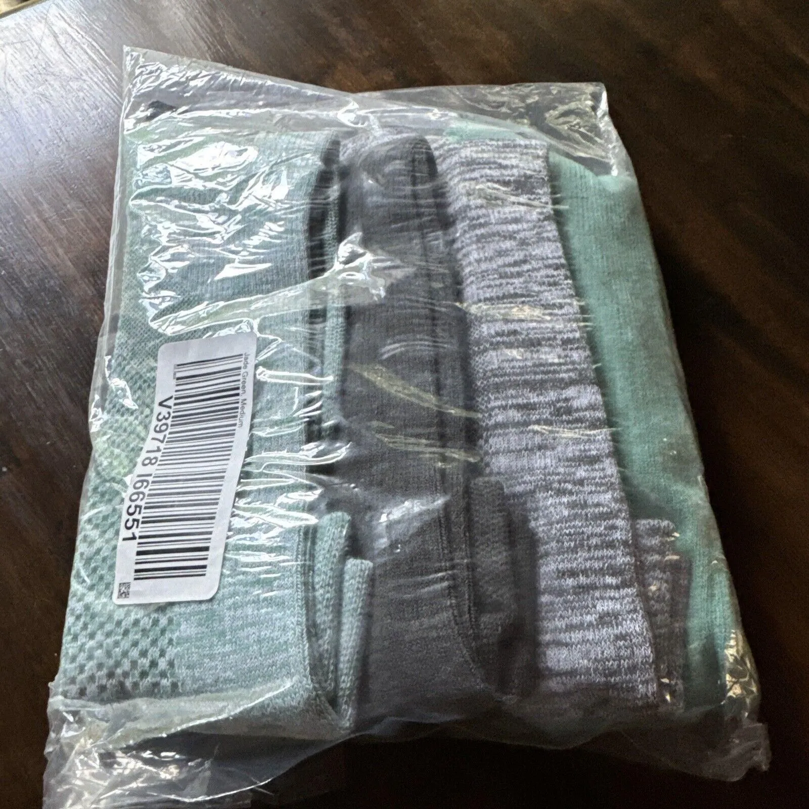 Listing Image Blurred Background