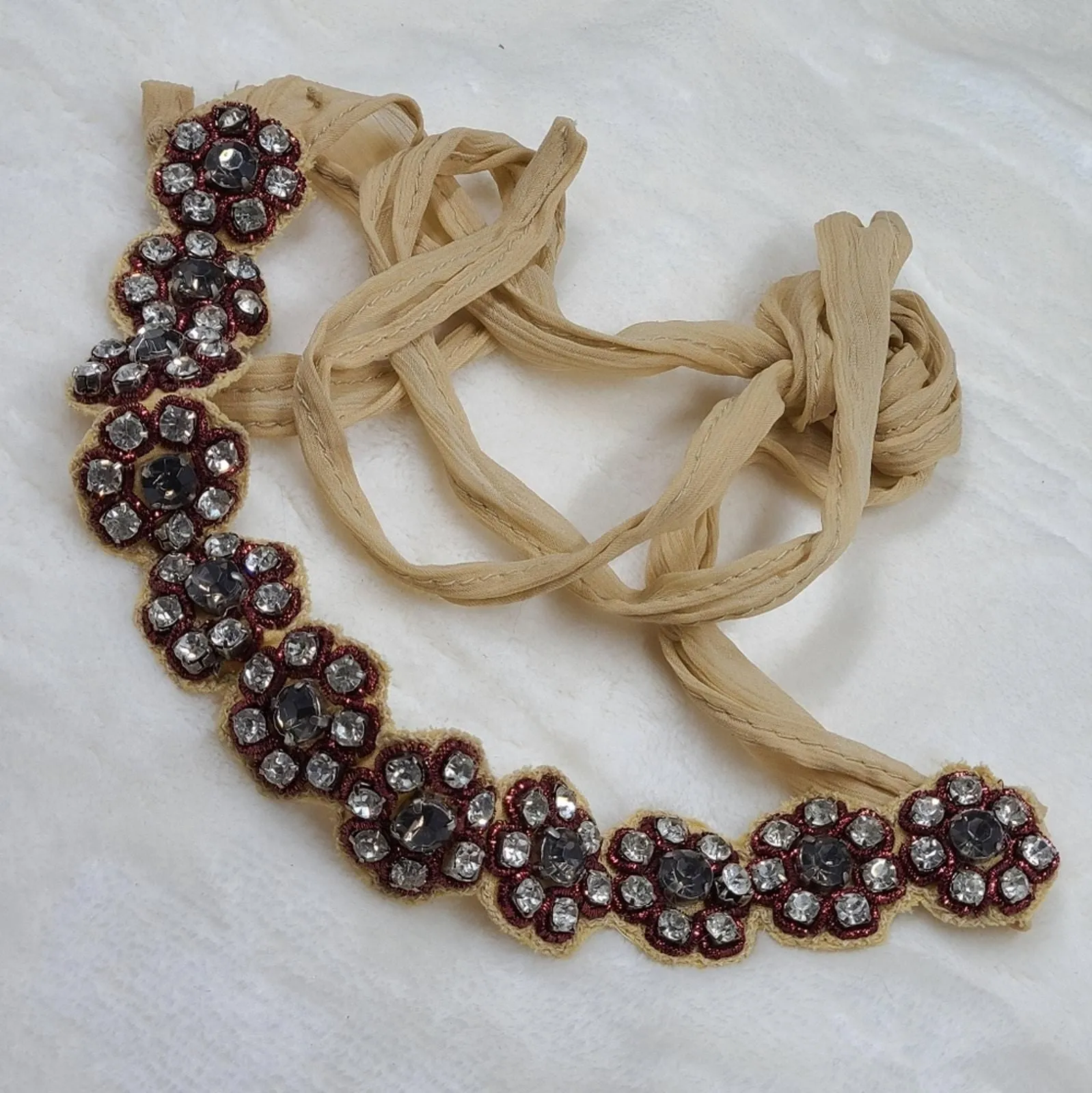 Product image for Vintage Floral Design Rhinestone Hair Tie