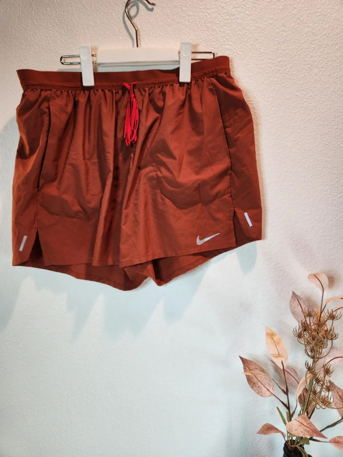 Product image for Nike Dri-FIT Women’s Running Shorts XL Rust Orange 5” Inseam Lined - pre-owned---good - Nike