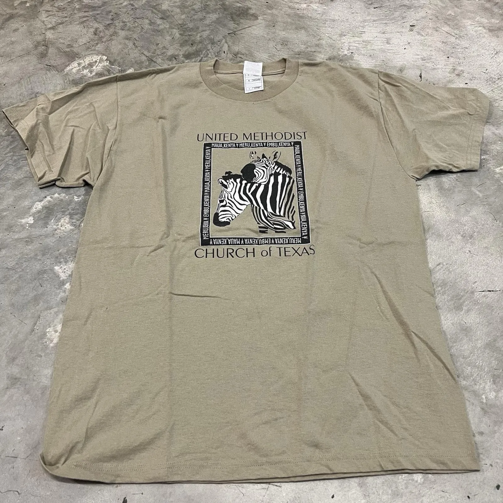 Product image for Vintage United Methodist Church Zebra Shirt Men Tan Large Short Sleeve Crew - Fruit of the Loom