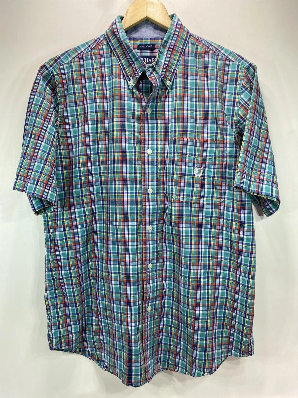 Product image for CHAPS Easy Care Plaid Button-Down Short Sleeve Shirt Men's Medium 38"-40"