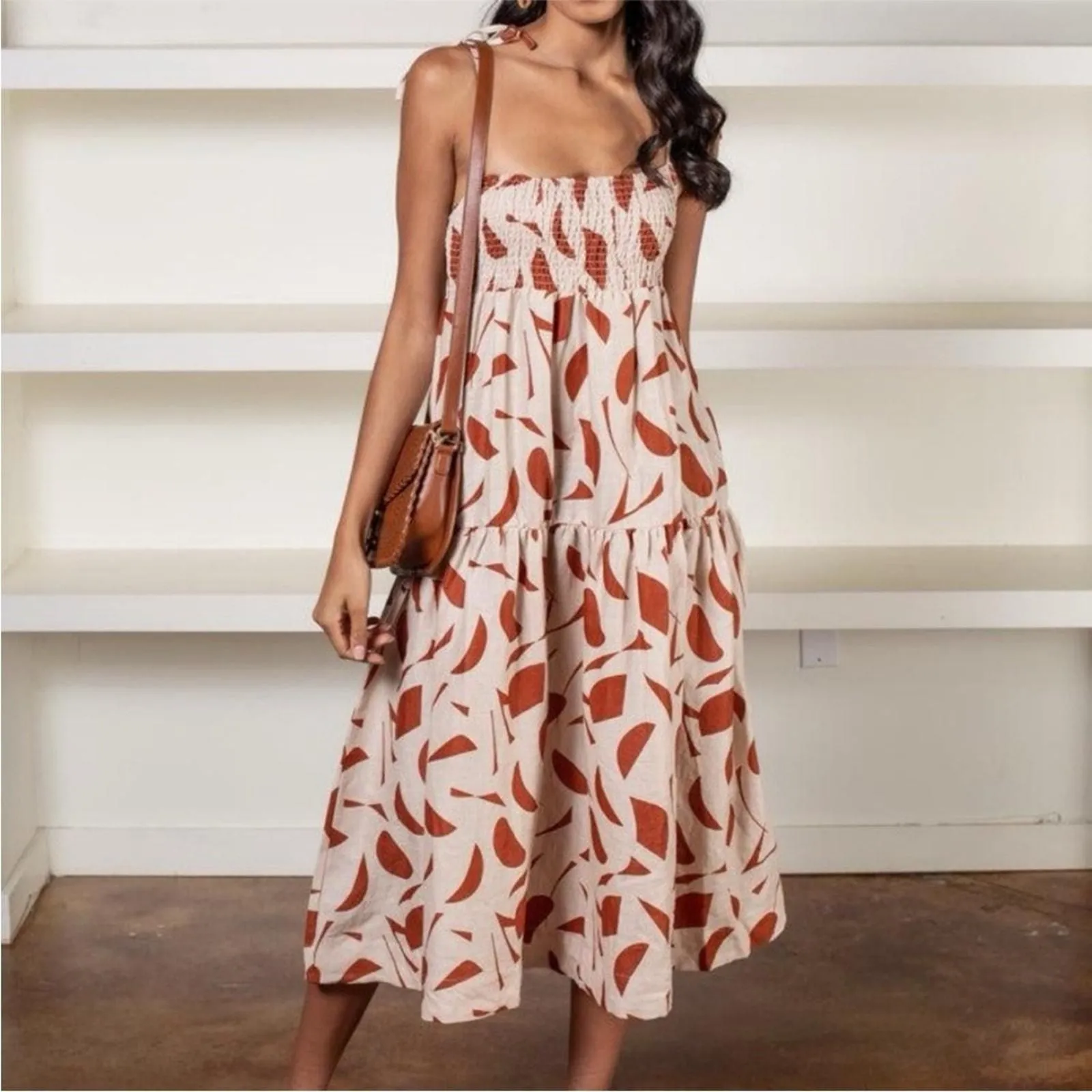 Product image for ASTR the label Marlene Abstract Print Linen Tiered Midi Dress Size Medium - pre-owned---good - Astr