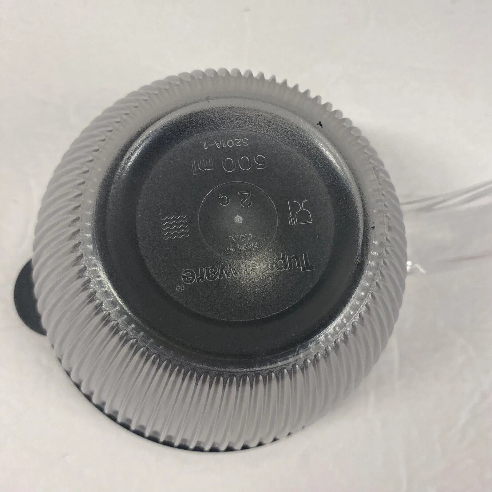 Listing Image Blurred Background