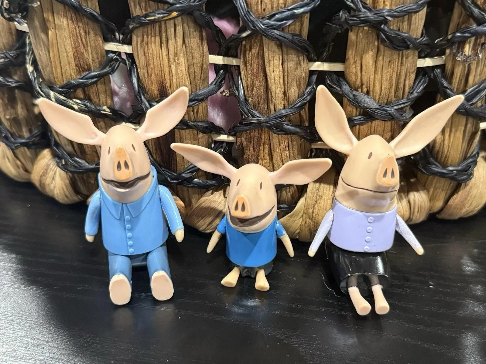 Product image for Olivia The Pig Figures Family Mixed Lot Of 3 Olivia Brother Spin Master Toys