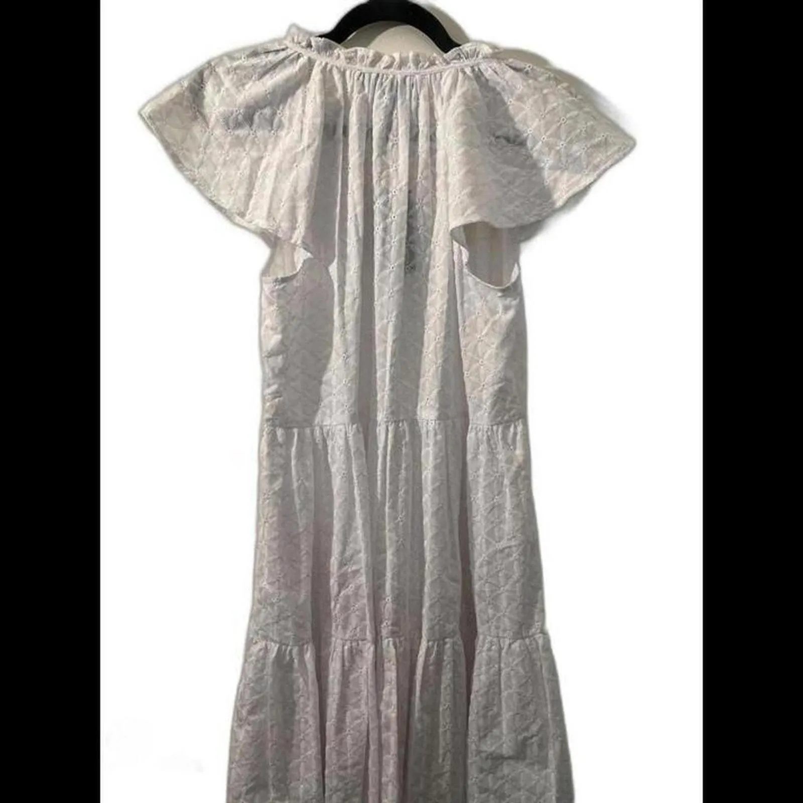 Product image for Embrace effortless elegance with this - Tommy Hilfiger