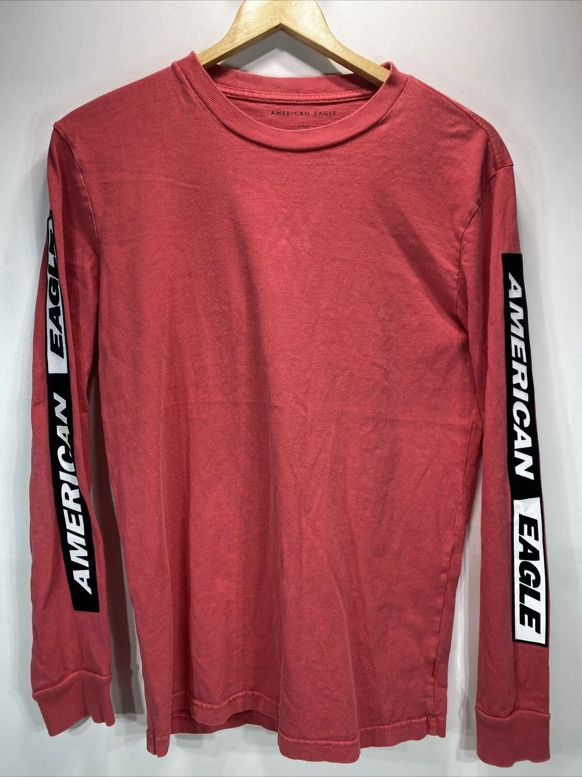 Product image for American Eagle Logo Red Super Soft Long sleeve T-Shirt Men's Small 34"-36" - pre-owned---good - American Eagle Outfitters