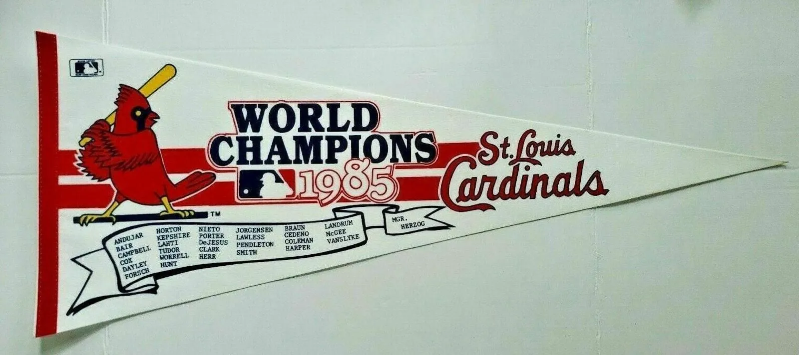 Product image for Rare Vintage MLB World Champions 1985 St. Louis Cardinals Pennant 12" x 30" NOS