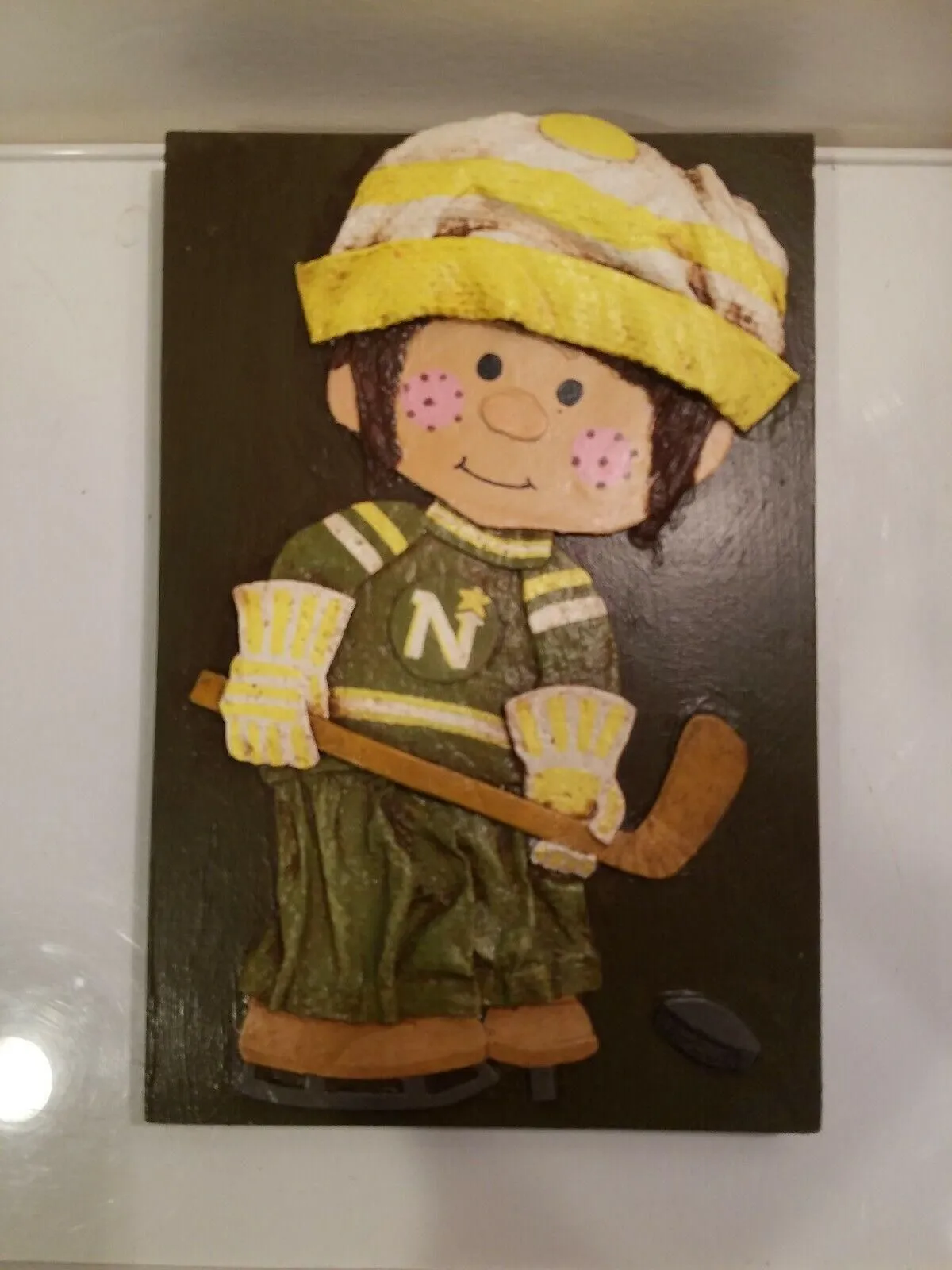 Product image for Minnesota North Stars Custom Wall Folk Art 9" x 6", skating girl with puck