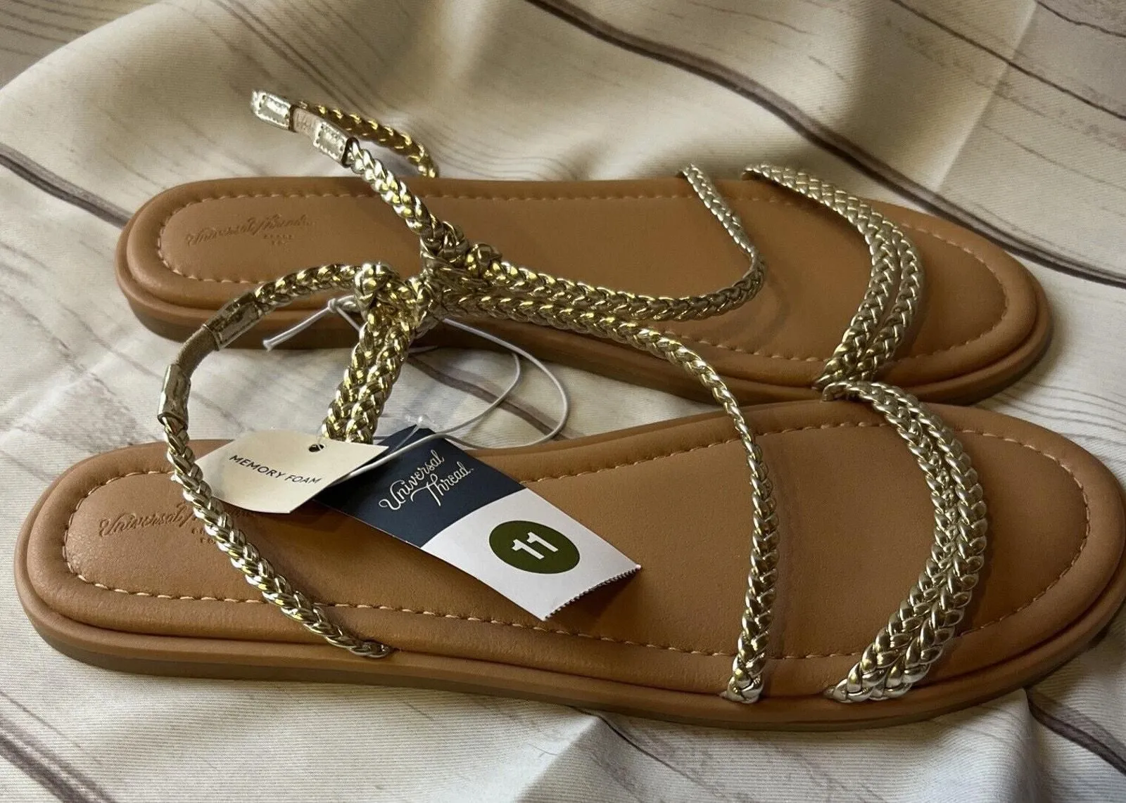 Product image for Universal Thread Women Uri sandals Gold Size 11 NWT - new - Universal Thread