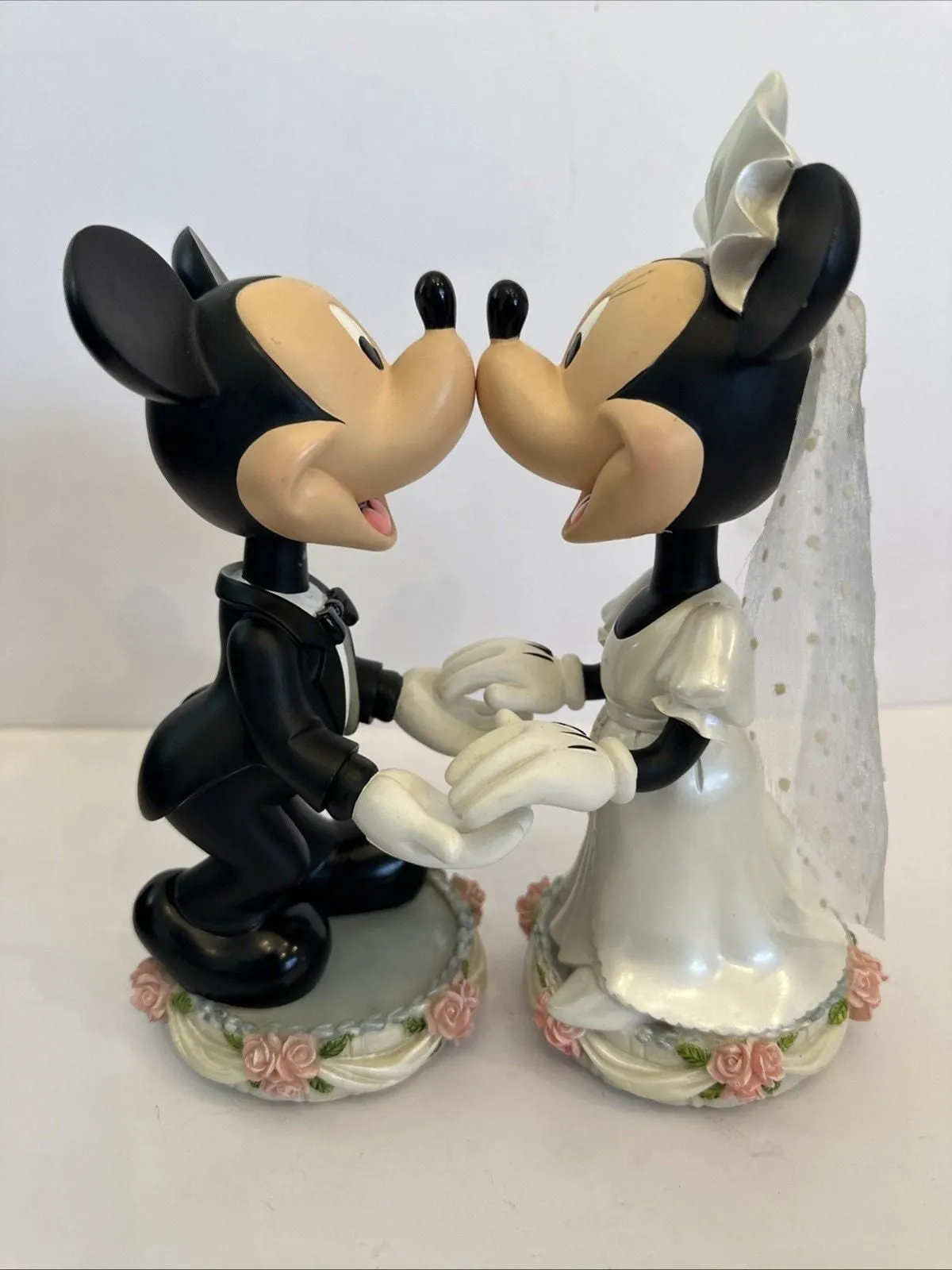 Product image for Walt Disney World Mickey And Minnie Bride And Groom Bobble Head Figures