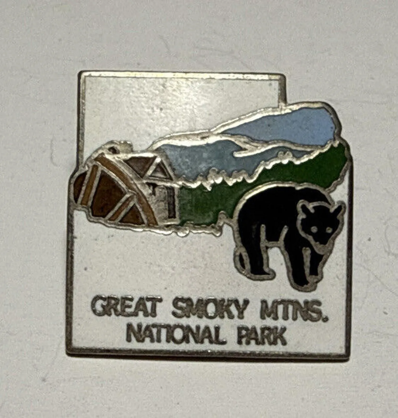 Product image for Vintage Great Smoky Mountains National Park Lapel Pin E11