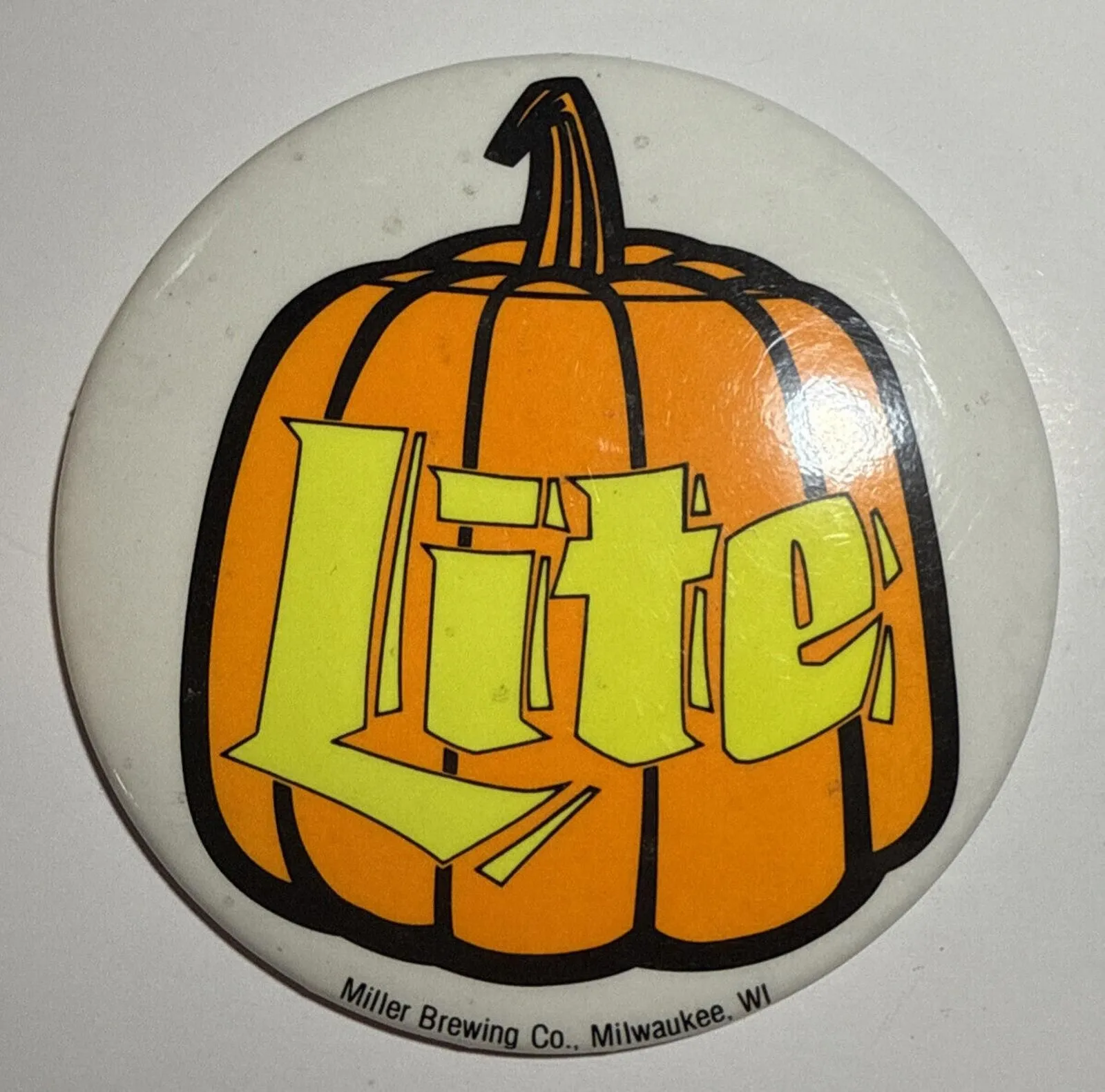Product image for Vintage Miller Lite Halloween Pumpkin Pinback Button 3.5" E10