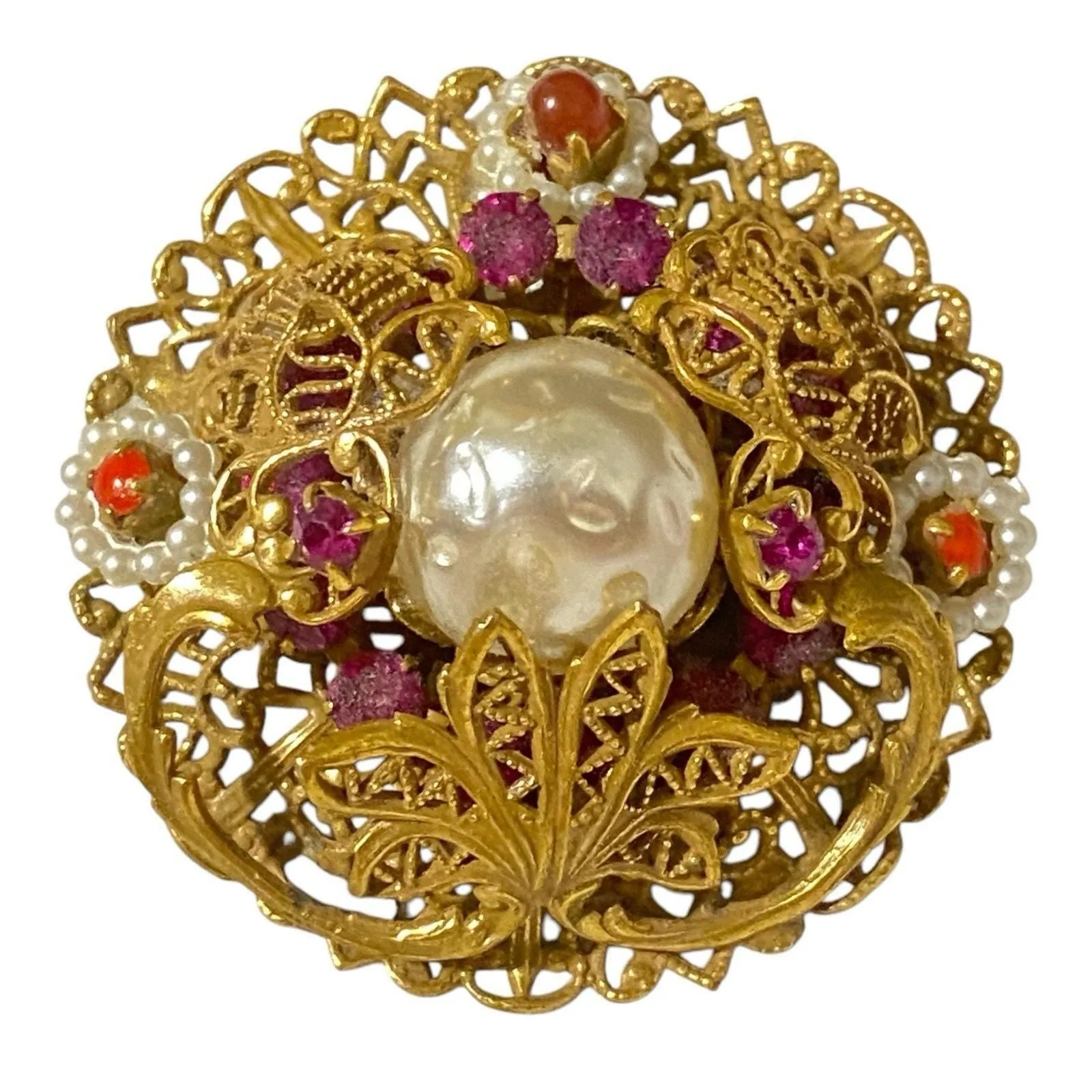 Product image for Filigree Textured Gold Tone Round Brooch Ruby Gripoix Glass Faux Pearl Unsigned - Brooch - pre-owned---excellent