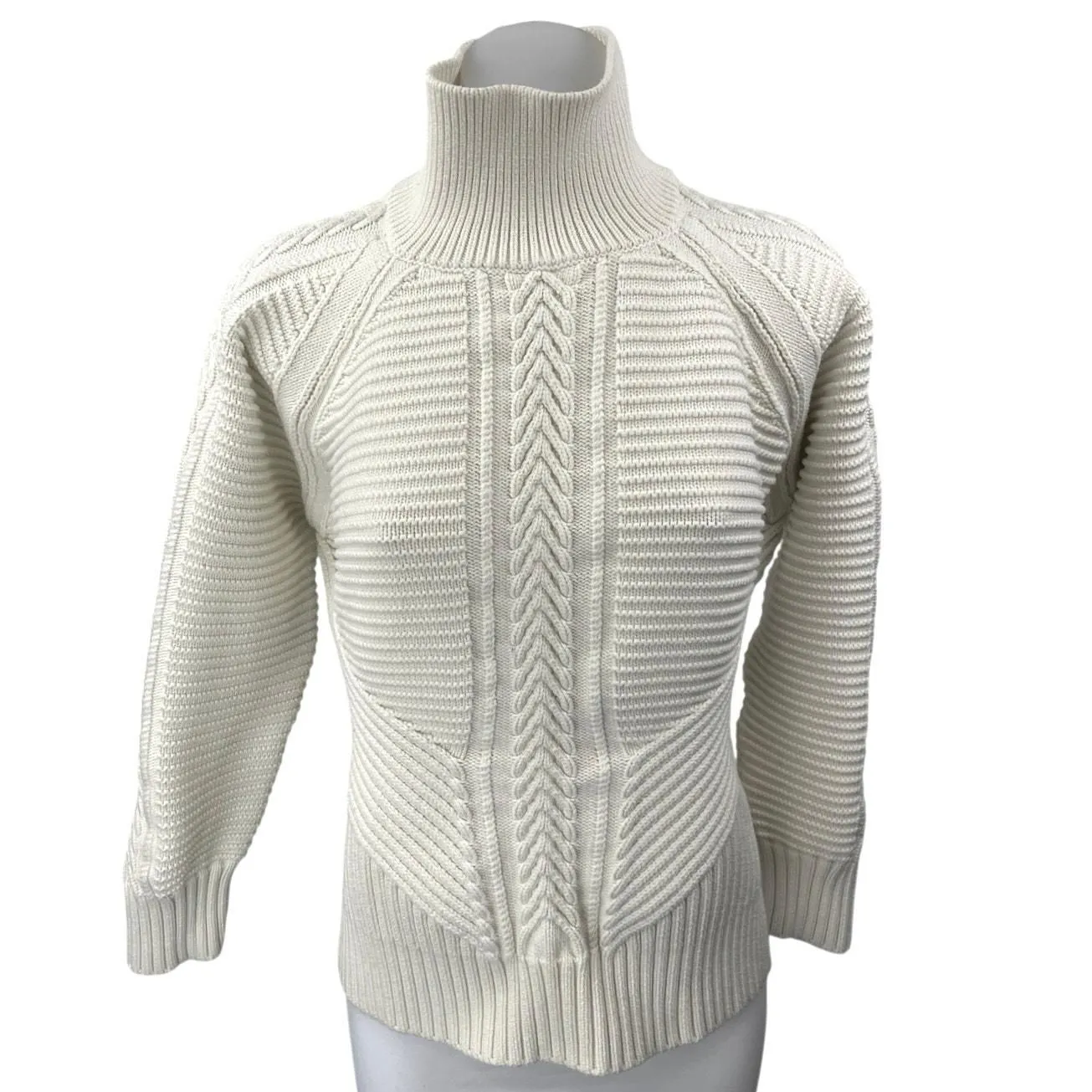 Product image for Banana Republic White Cable Knit Turtleneck Long Sleeve Pullover Sweater Top L - Sweaters - L - pre-owned---good - Banana Republic