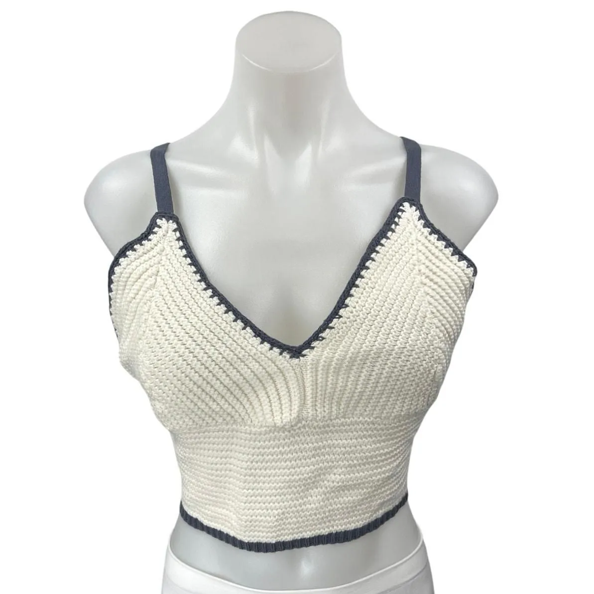 Product image for NEW Hollister White Crochet Knit Sleeveless Camisole Sweater Crop Tank Top Sz XL - Tops - XL - new-with-tags - Hollister