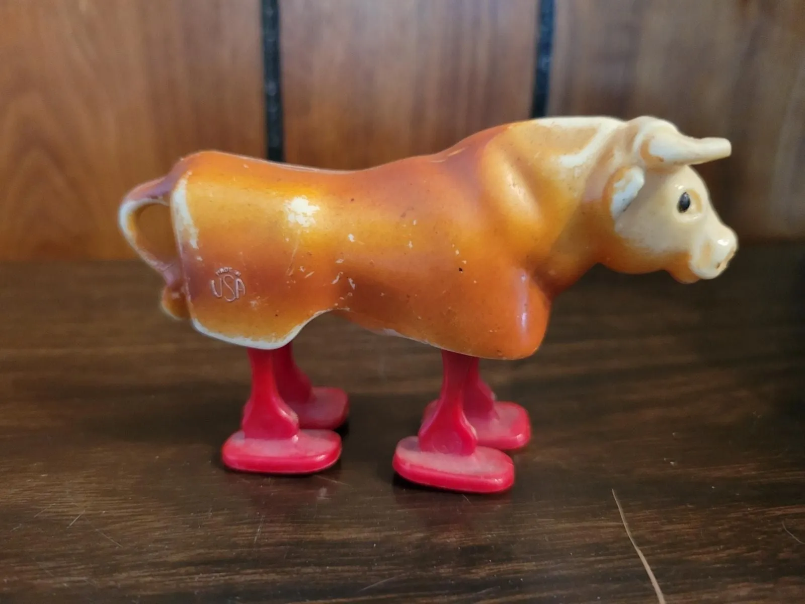 Product image for Vintage Plastic Ramp Walker Cow/Bull - Made in USA - missing horns