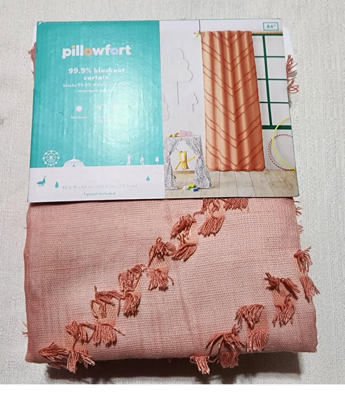 Product image for Pillowfort 99.9% blackout curtain W42'' x L84'' Rose pink chevron