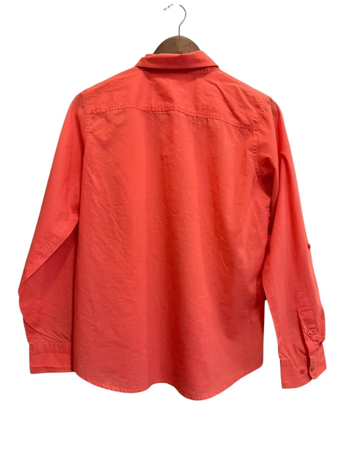 Listing Image Blurred Background