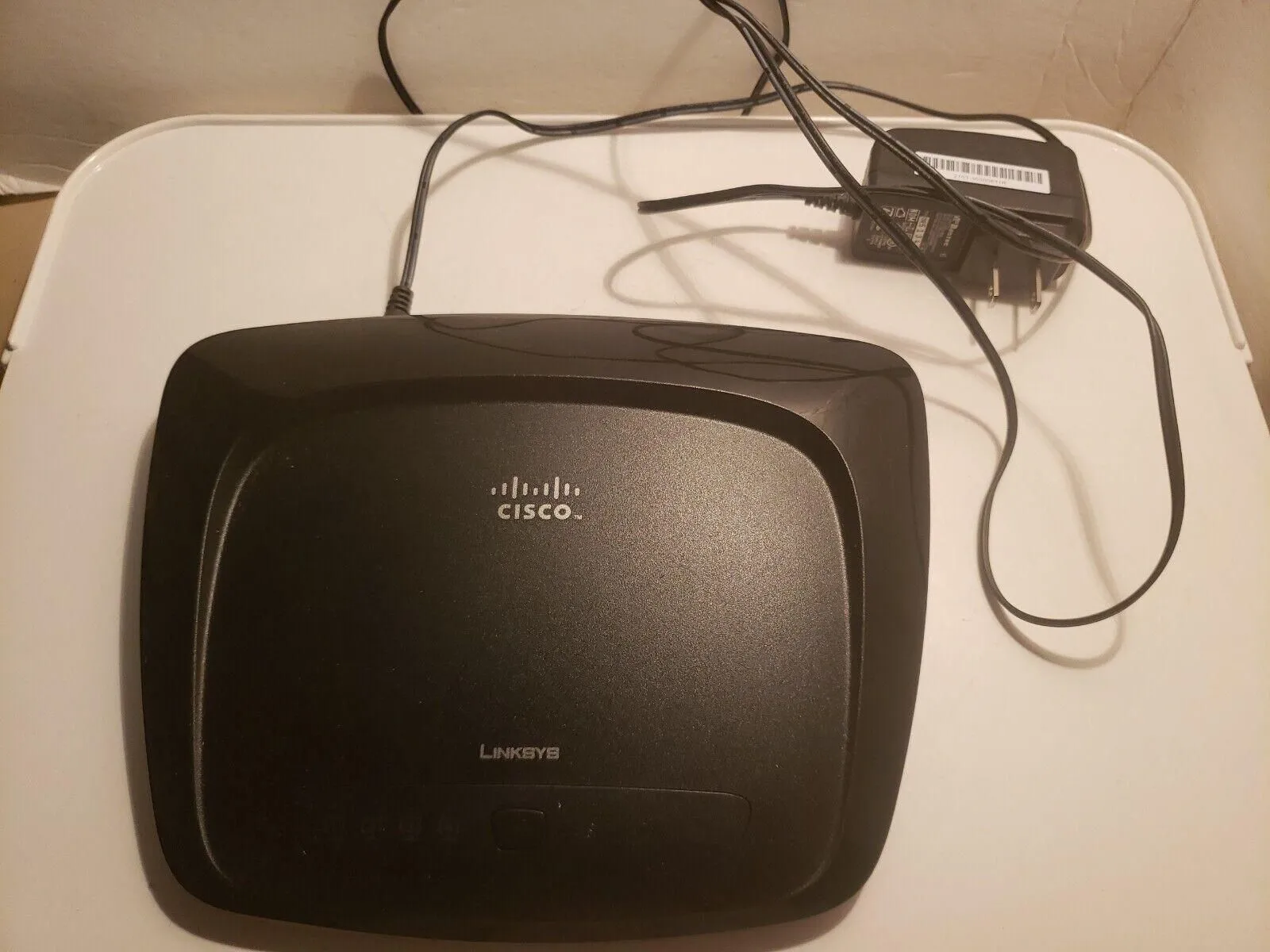 Product image for Cisco Linksys WRT54GS2 v1 - 54 Mbps 4-Port 10/100 Wireless G Broadband Router
