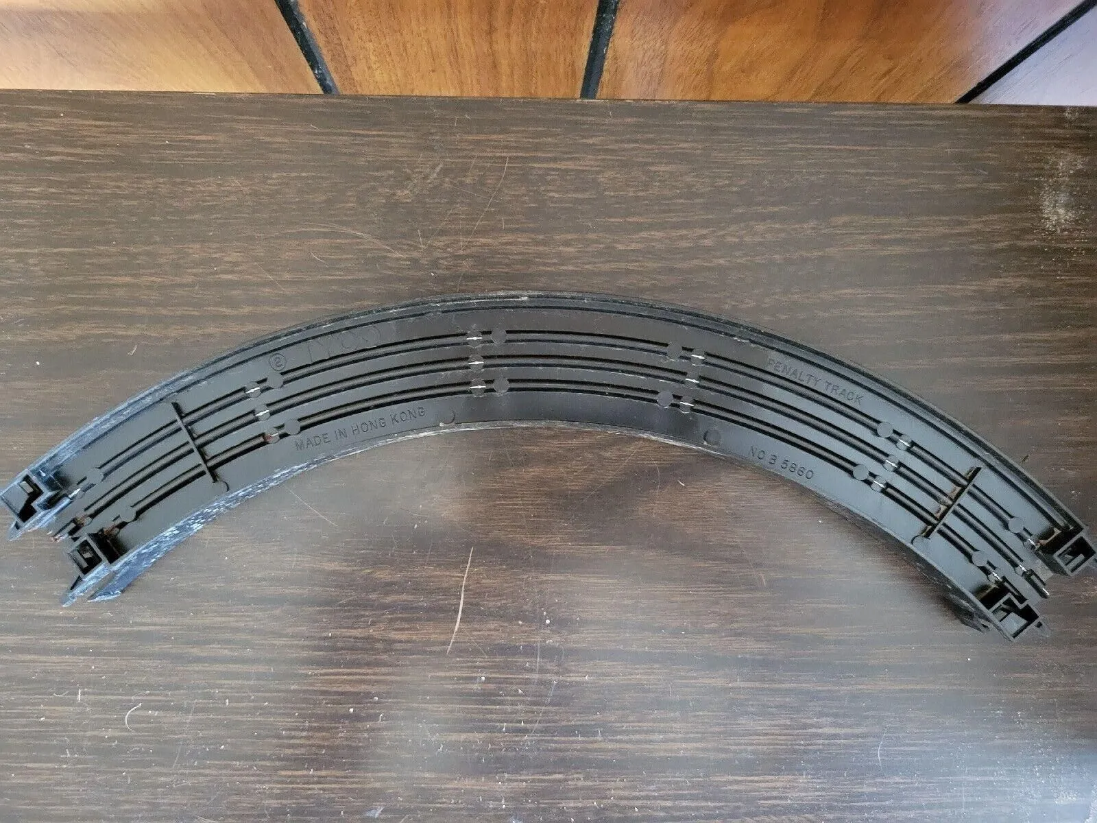 Product image for Tyco B 5860 - Slotless Penalty Track Piece - Hong Kong