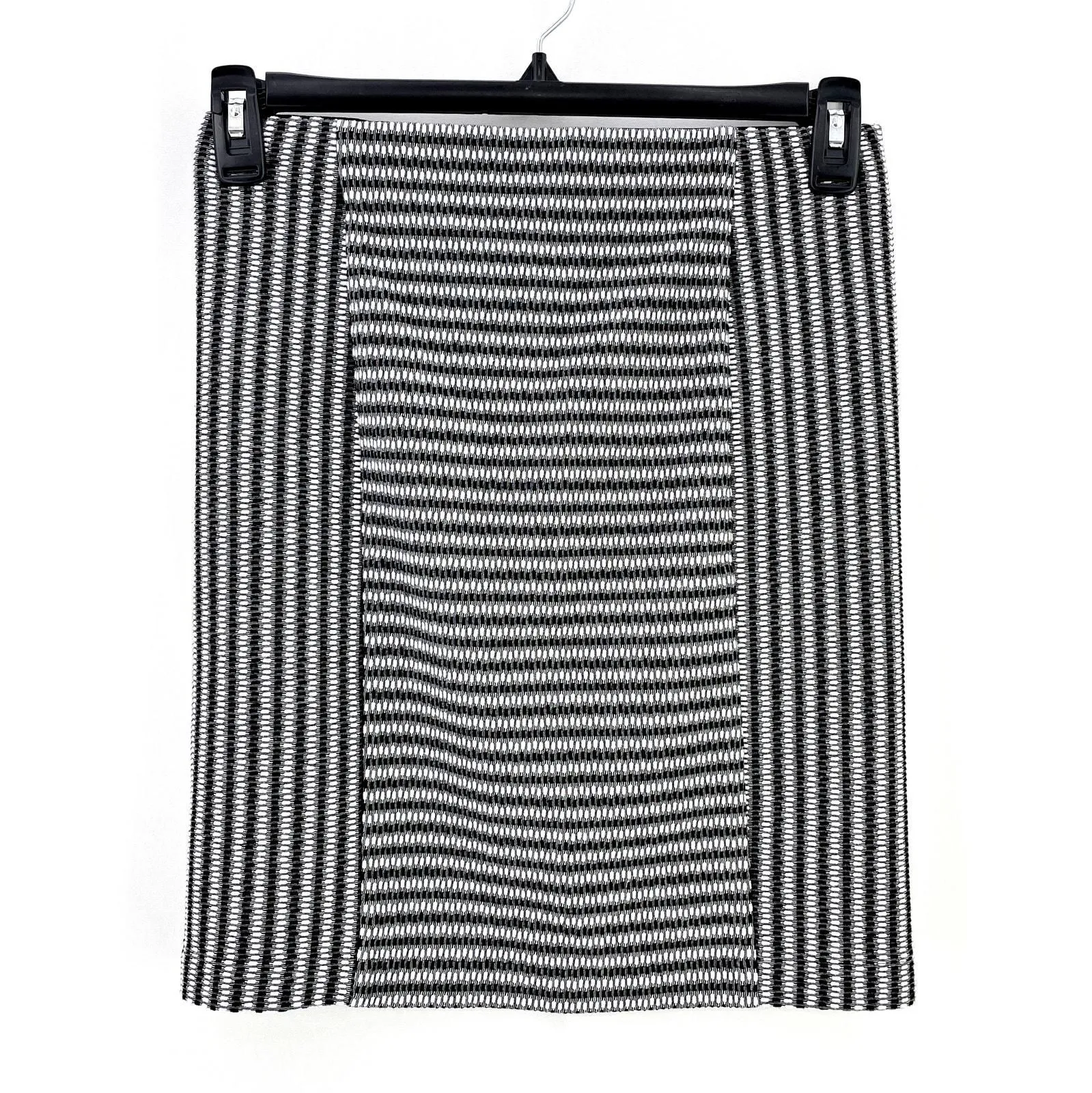 Product image for Loft Black White Stripe Stretchy Pencil Skirt Work Career Office Siren Sz. SM - pre-owned---good - Ann Taylor LOFT