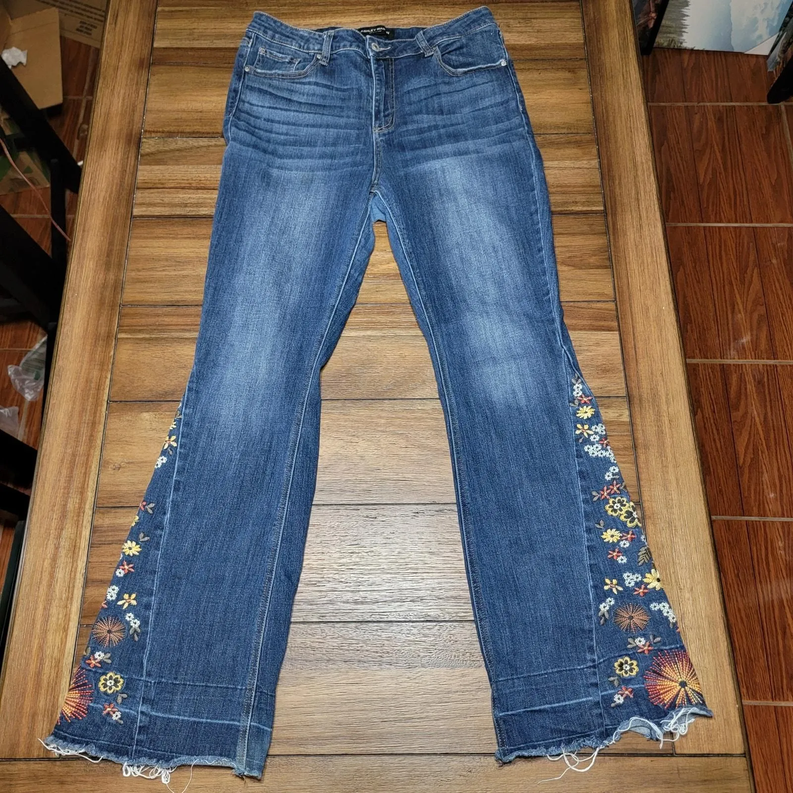 Product image for Ashley Mason Premium Denim Flare Jeans w/ Embroidered Flowers & Raw Hem - 13/31
