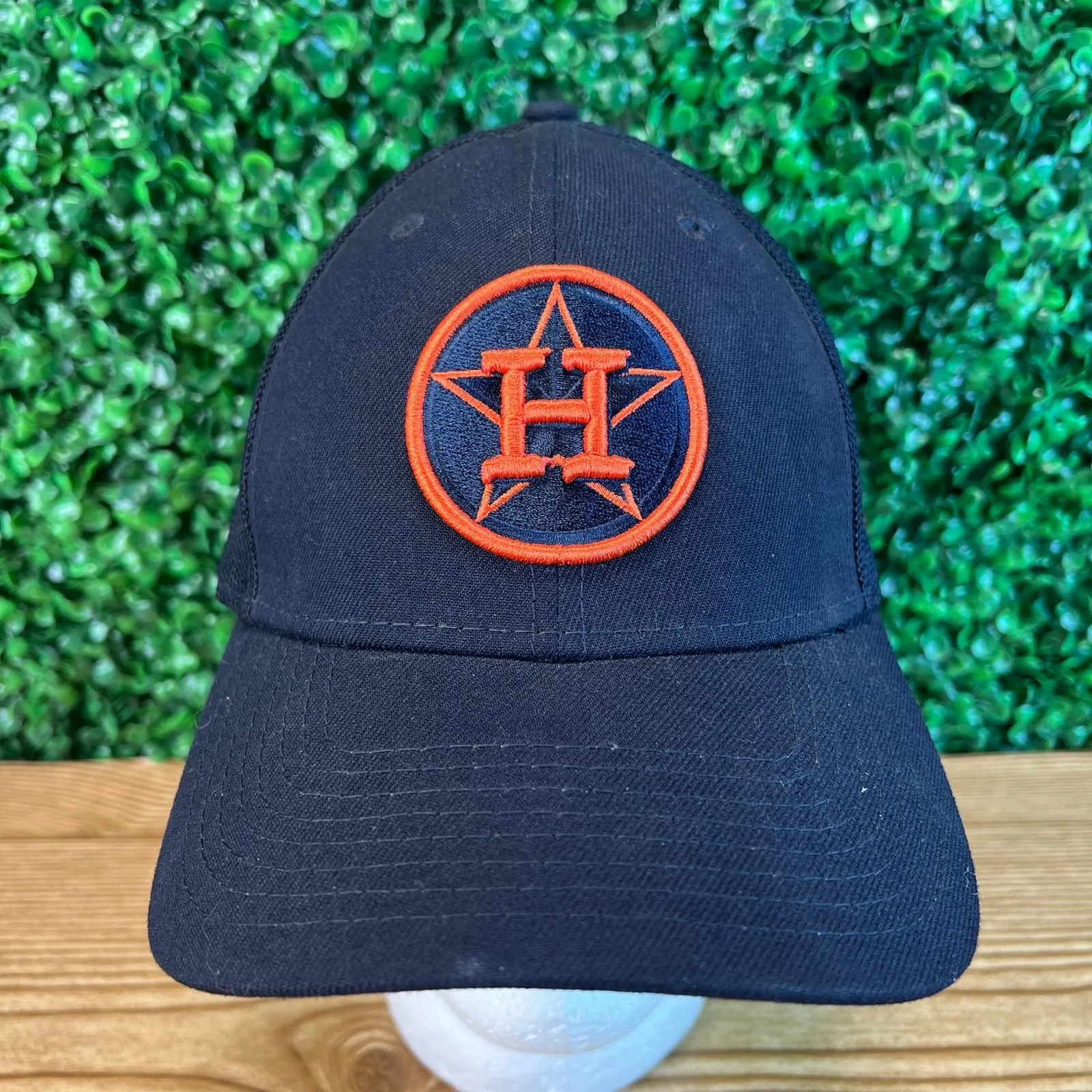 Product image for Houston Astros New Era Stretch Mesh Cap Sz L/XL Black Orange - pre-owned---good - New Era