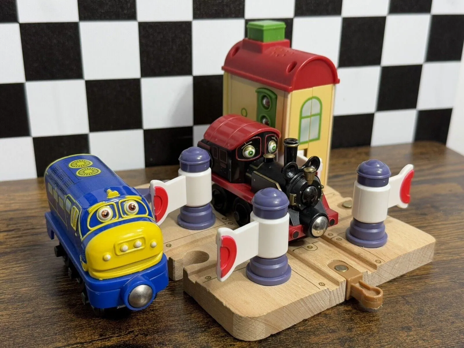 Product image for Chuggington Wooden Railway Crossing Platform System Lights Sounds & Old Puffer