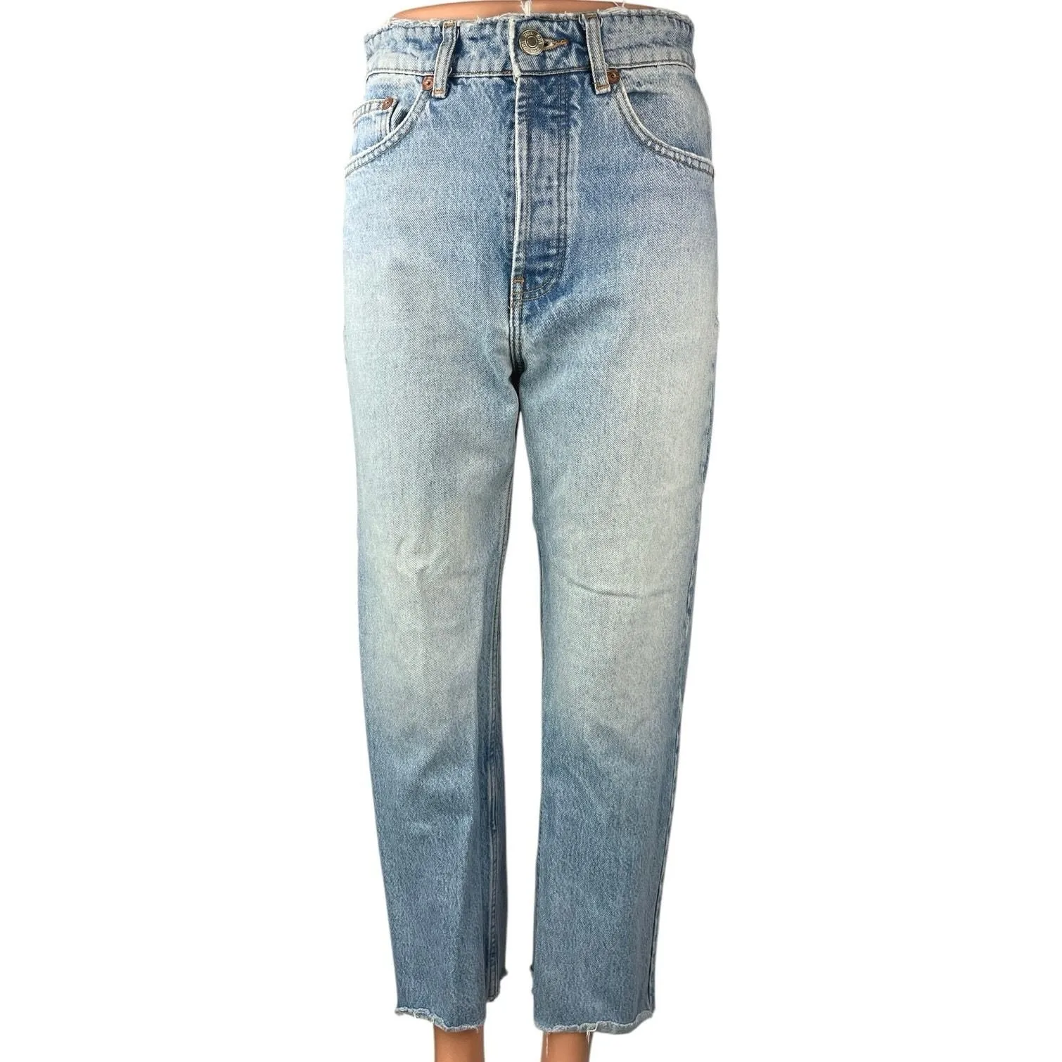 Product image for Zara Women's Blue Light Wash High Waisted Straight Cropped Denim Jeans Size 4 - Bottoms - 4 - pre-owned---good - Zara