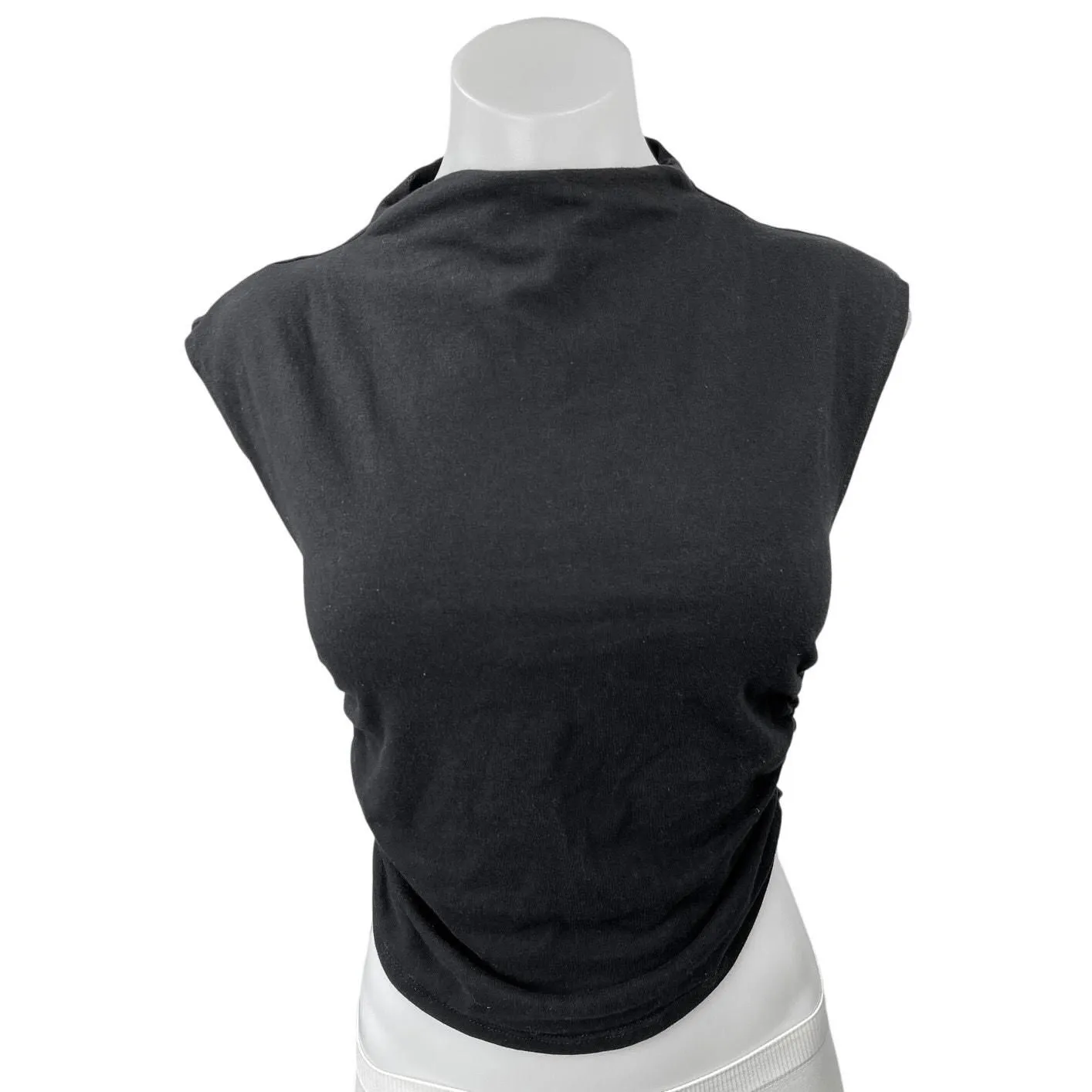 Product image for Reformation Lindy Black Cowl Neck Stretch Cap Sleeve Side Ruched Crop Top Size S - Tops - S - pre-owned---good - Reformation