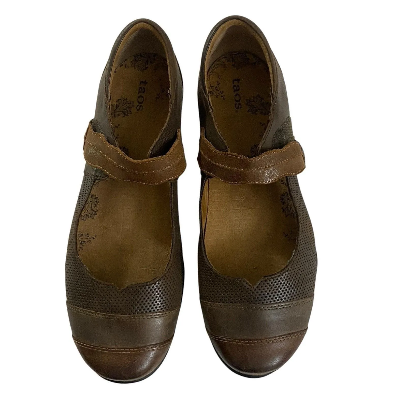 Product image for Taos Footwear Women's Sz 11 Bravo Brown Mary Jane Flats Comfort Perforated - 11 - used - Taos