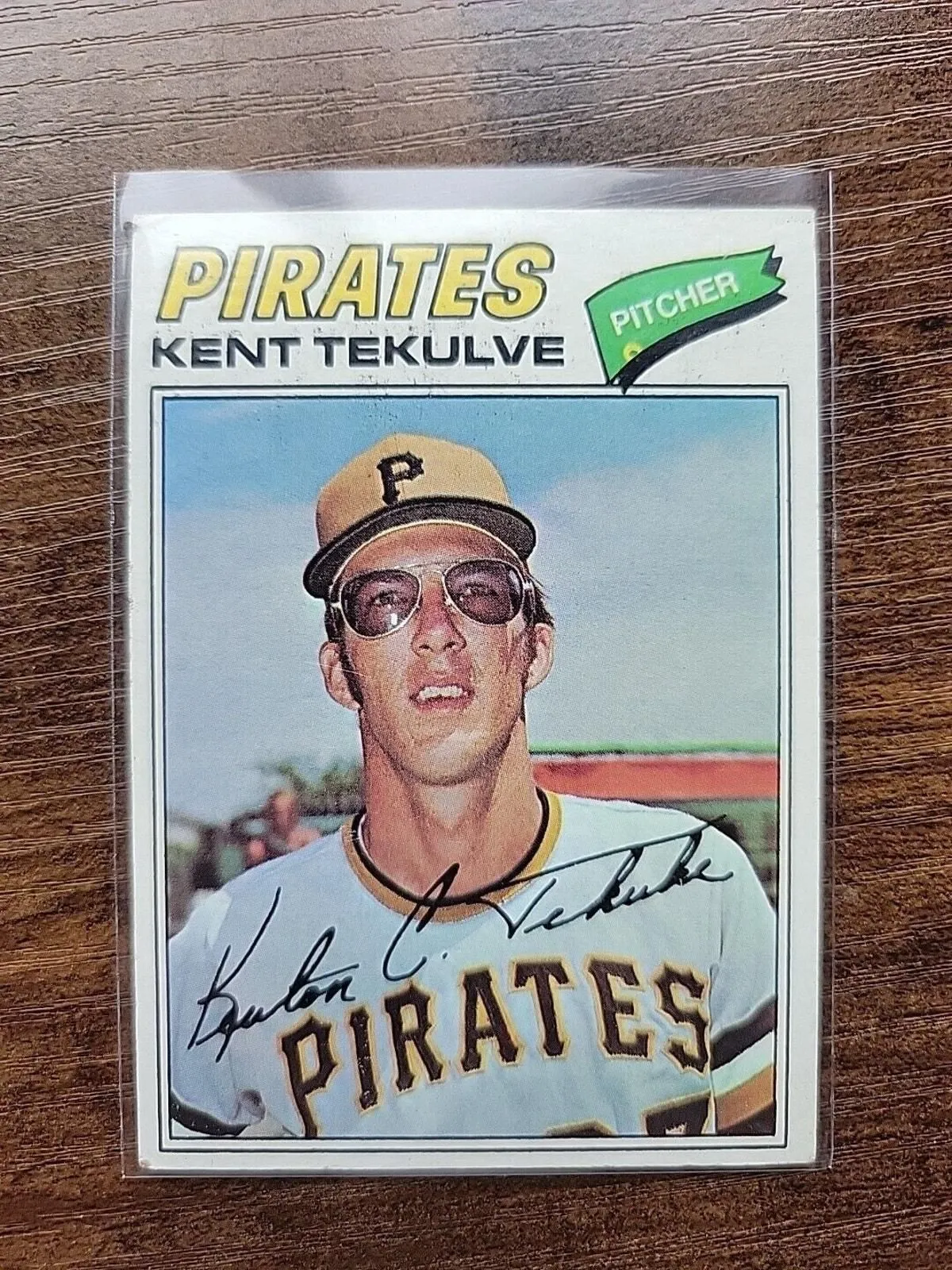 Product image for Kent Tekulve 1977 Topps #374 - Pittsburgh Pirates - MLB