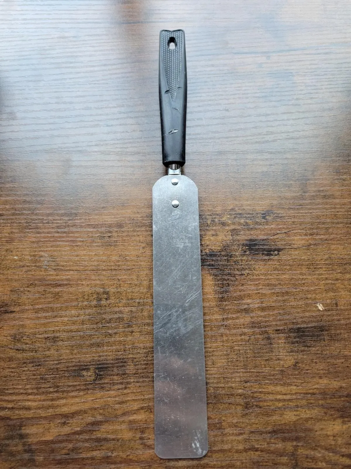 Product image for Vintage Ekco Cake Icing Spreader/Scraper - 12" - Frosting, Spatula, Black - USA - pre-owned---good