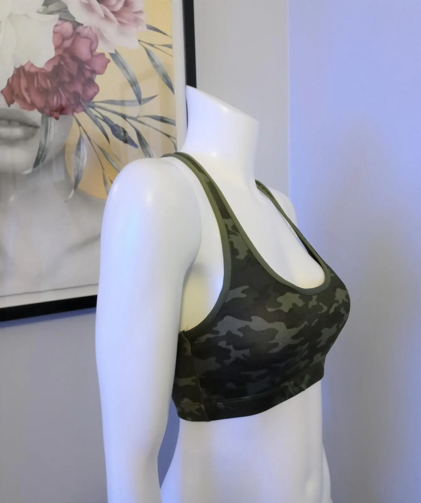 Listing Image Blurred Background