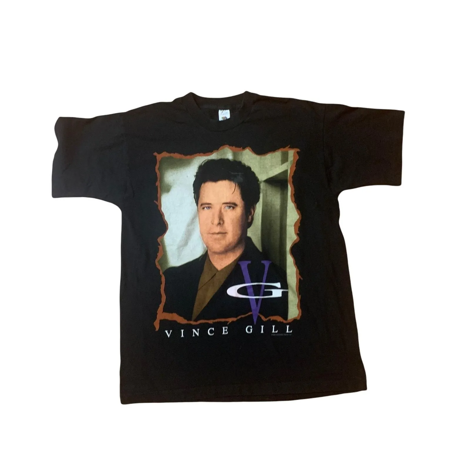Product image for Vintage 90s Vince Gill tee xl - pre-owned---good - Fruit of the Loom