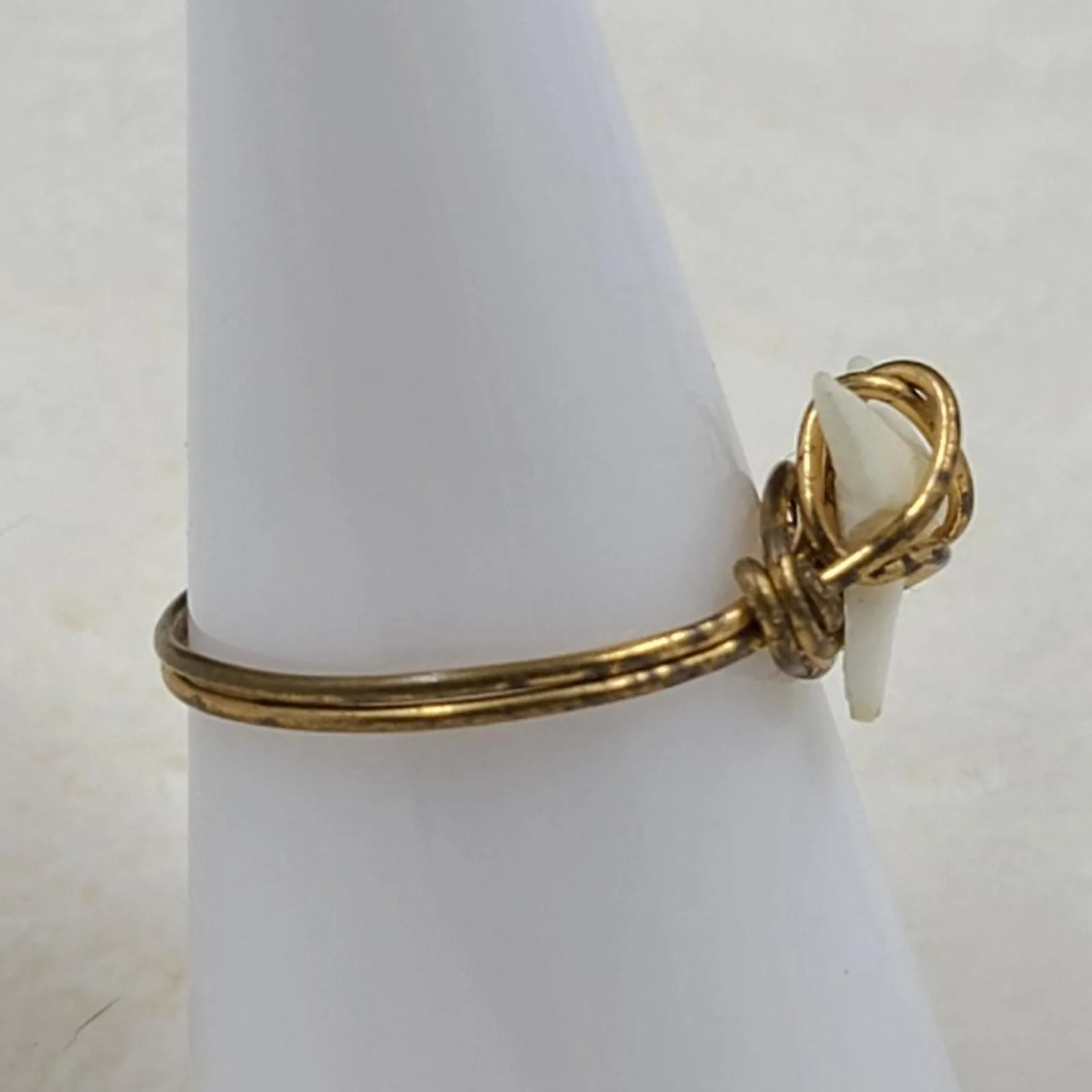 Listing Image Blurred Background