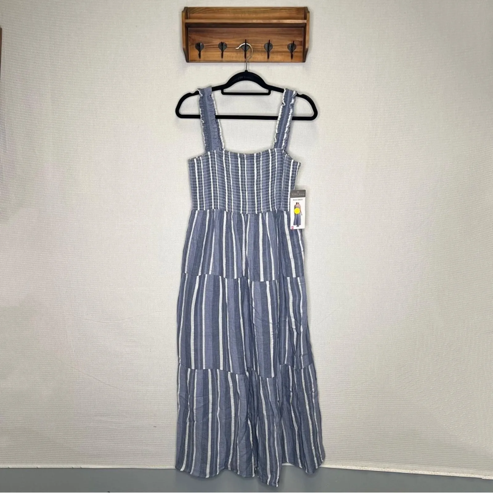 Product image for NWT NEW Blue and White Striped Maxi Dress XXL - berkley