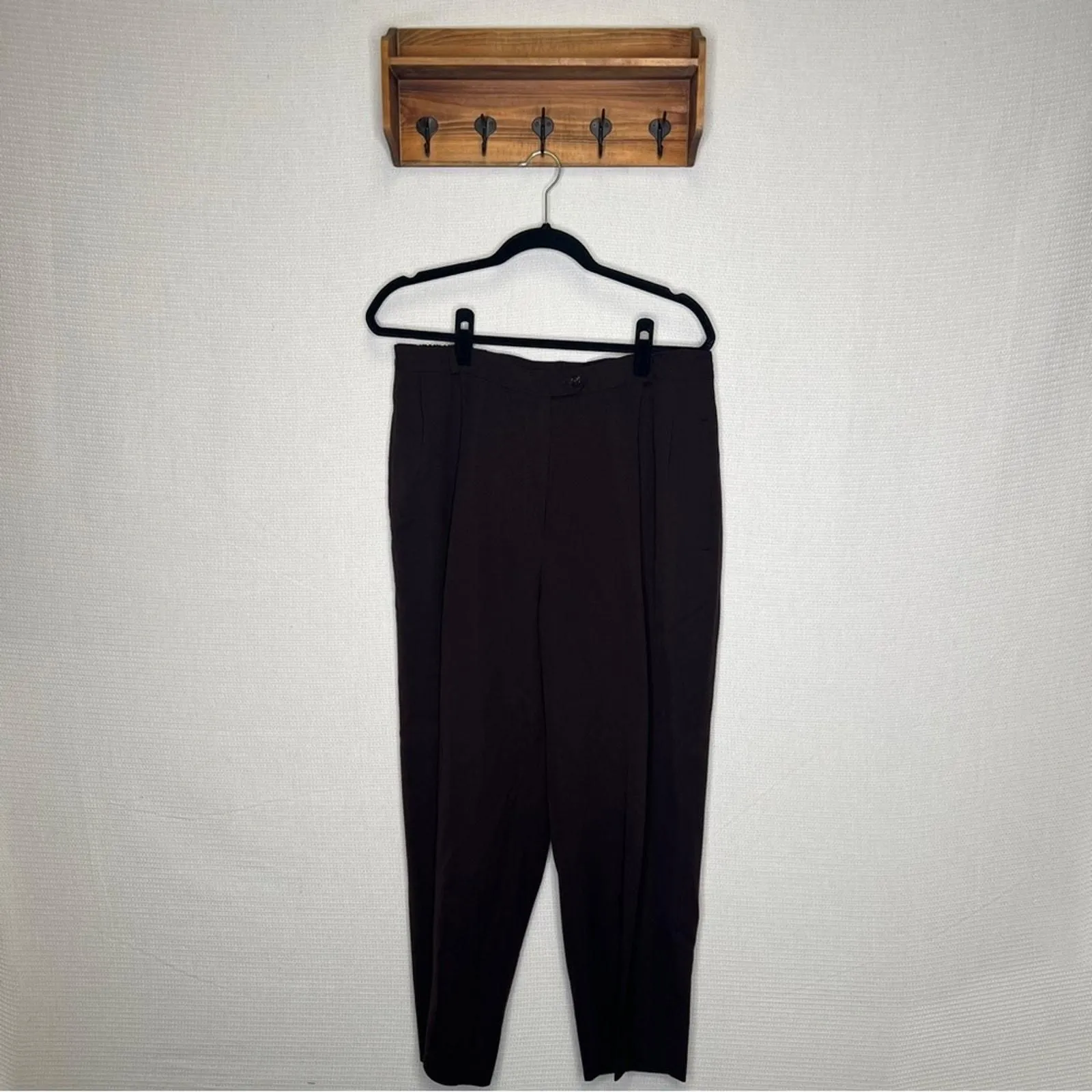 Product image for Austin Reed | Woman’s Vintage Brown Pants 16W - pre-owned---good - Austin Reed