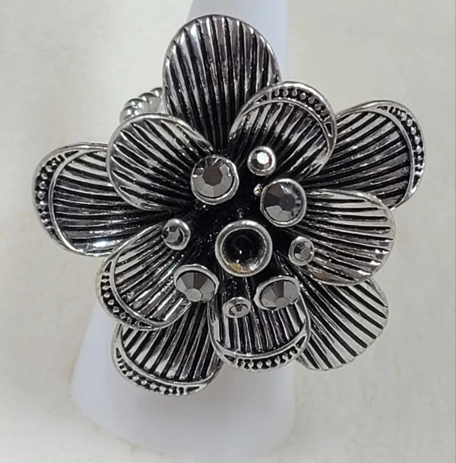 Product image for Paparazzi Petal Pusher Silver Tone Adjustable Flower Ring